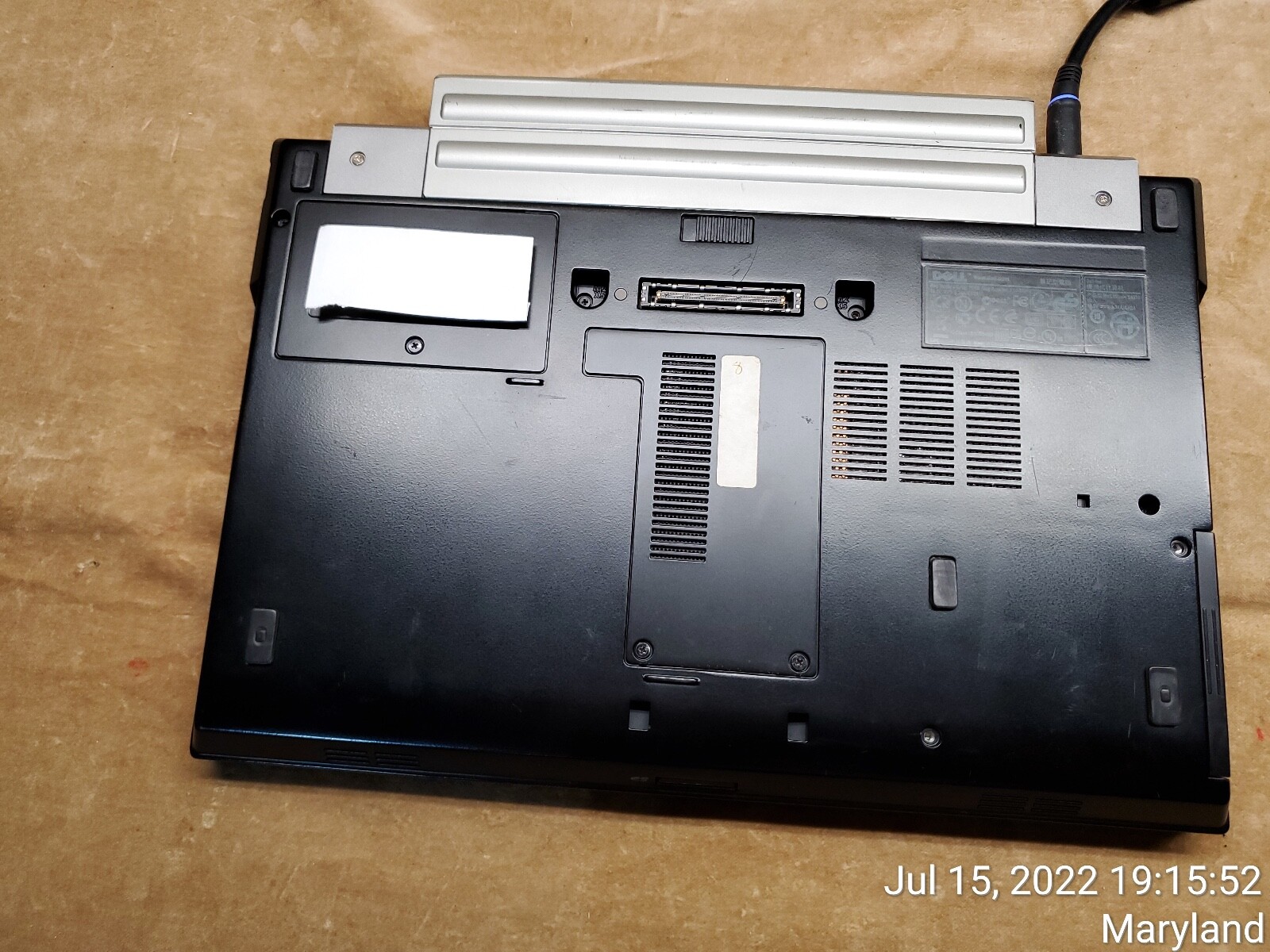 Dell Latitude E4310 Core i5 M560 2.67 GHz 8 GB 500 ,13.3″ W Charger Please read