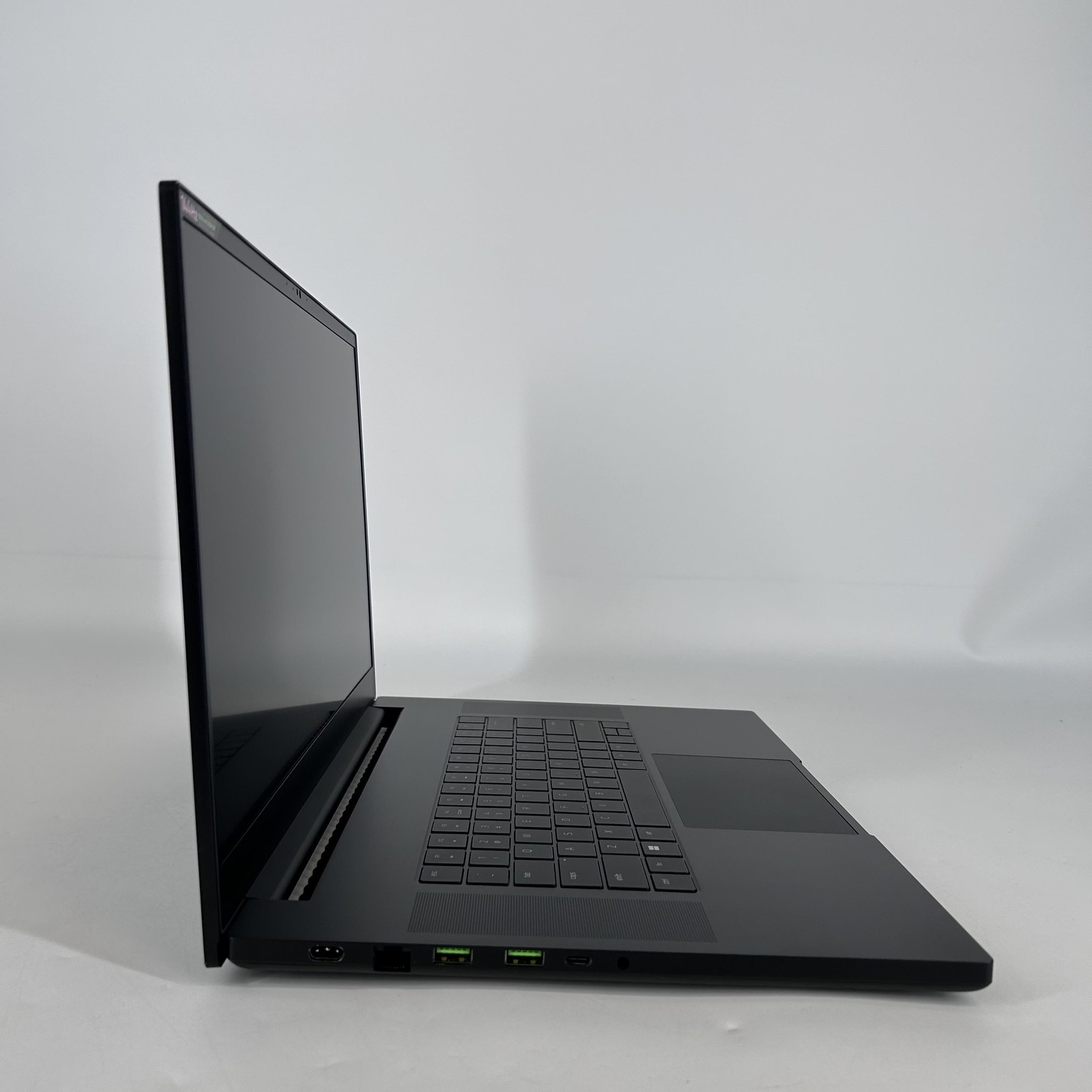 Razer Blade 17 144Hz 4K 2.5 GHz i9-12900H 64GB 1TB SSD RTX 3080 Ti Very Good
