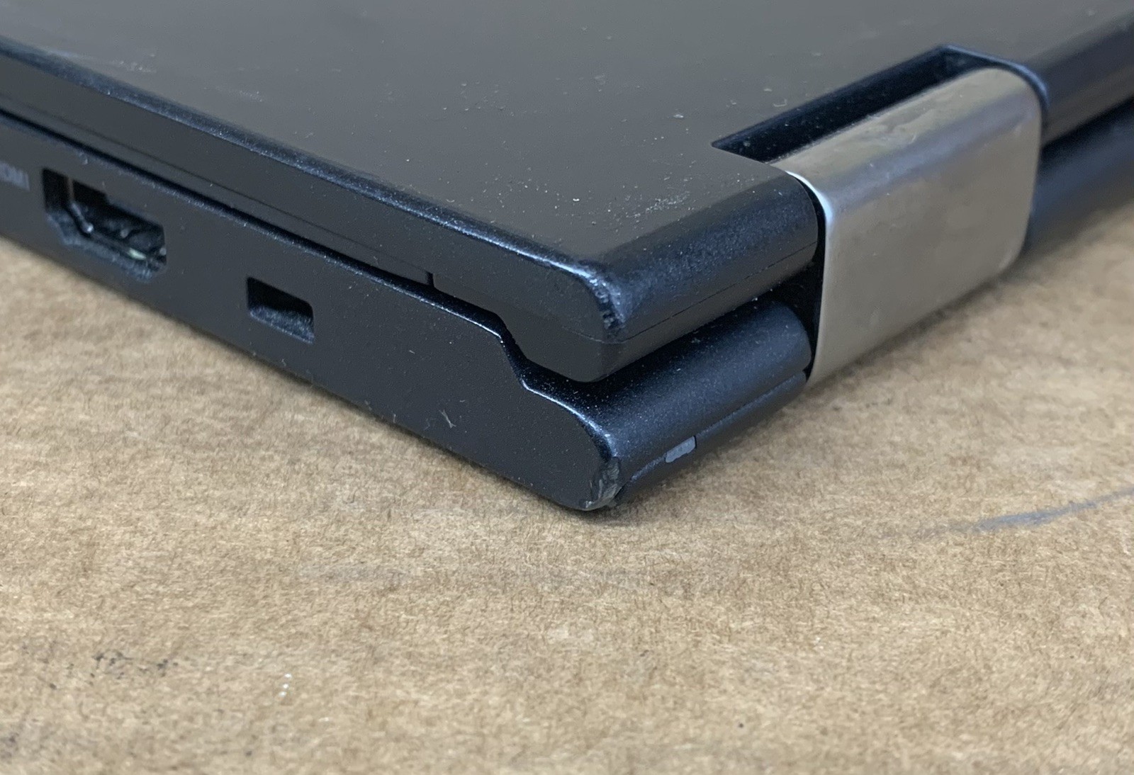Lenovo ThinkPad Yoga 260 Intel Core i5-6200U@2.30GHz 8GB DDR3 RAM 256GB SSD