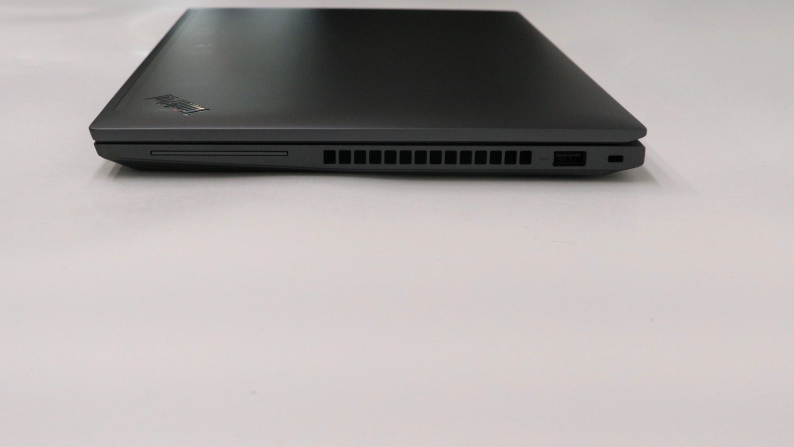 Lenovo ThinkPad T14 Gen 4 14″ i7-1355u 16GB 512GB – Fair READ DESC