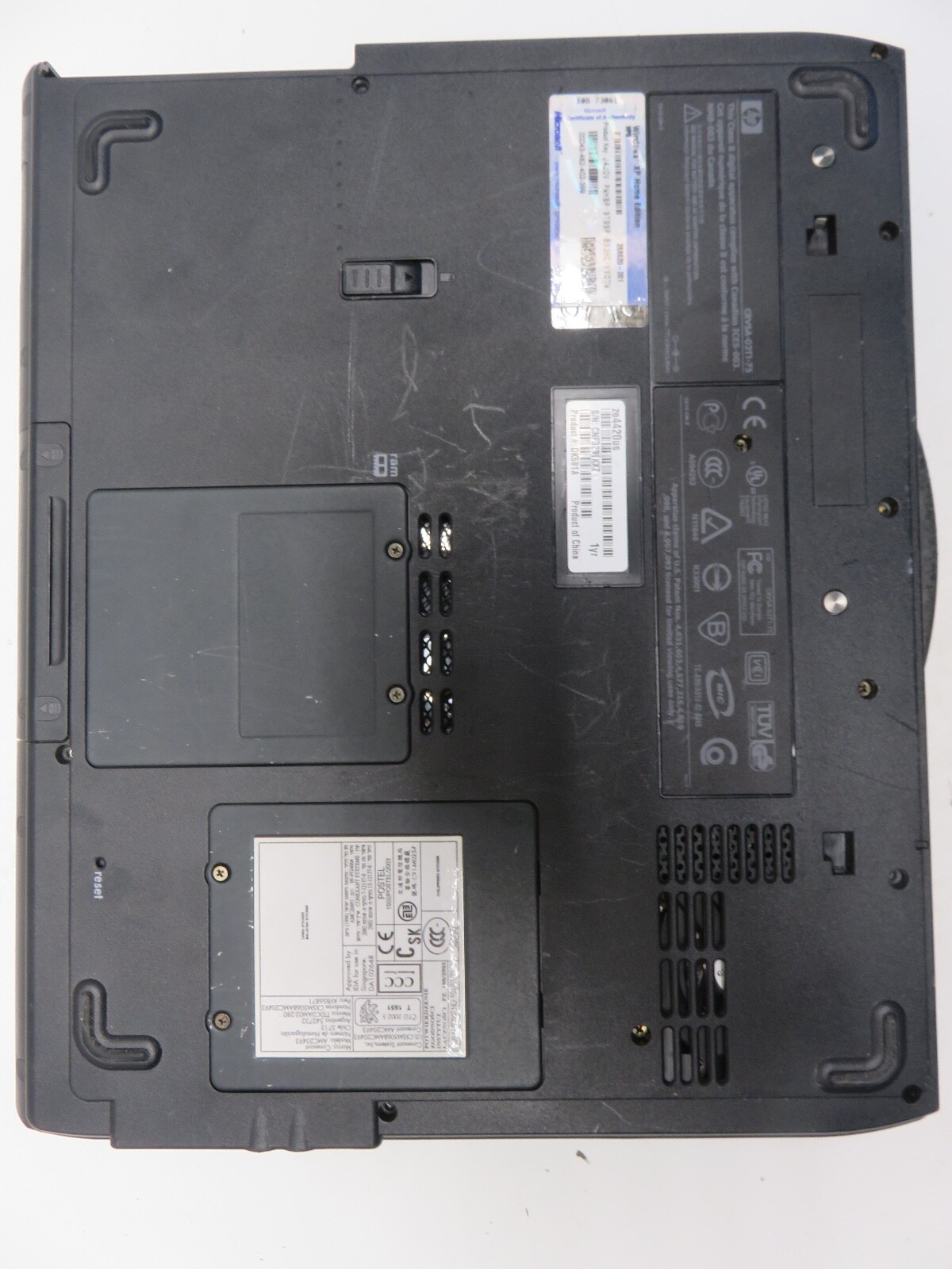 HP Pavilion ZE4400 AMD Athlon XP-M 1.7GHz 194 MB NO HDD No Batt