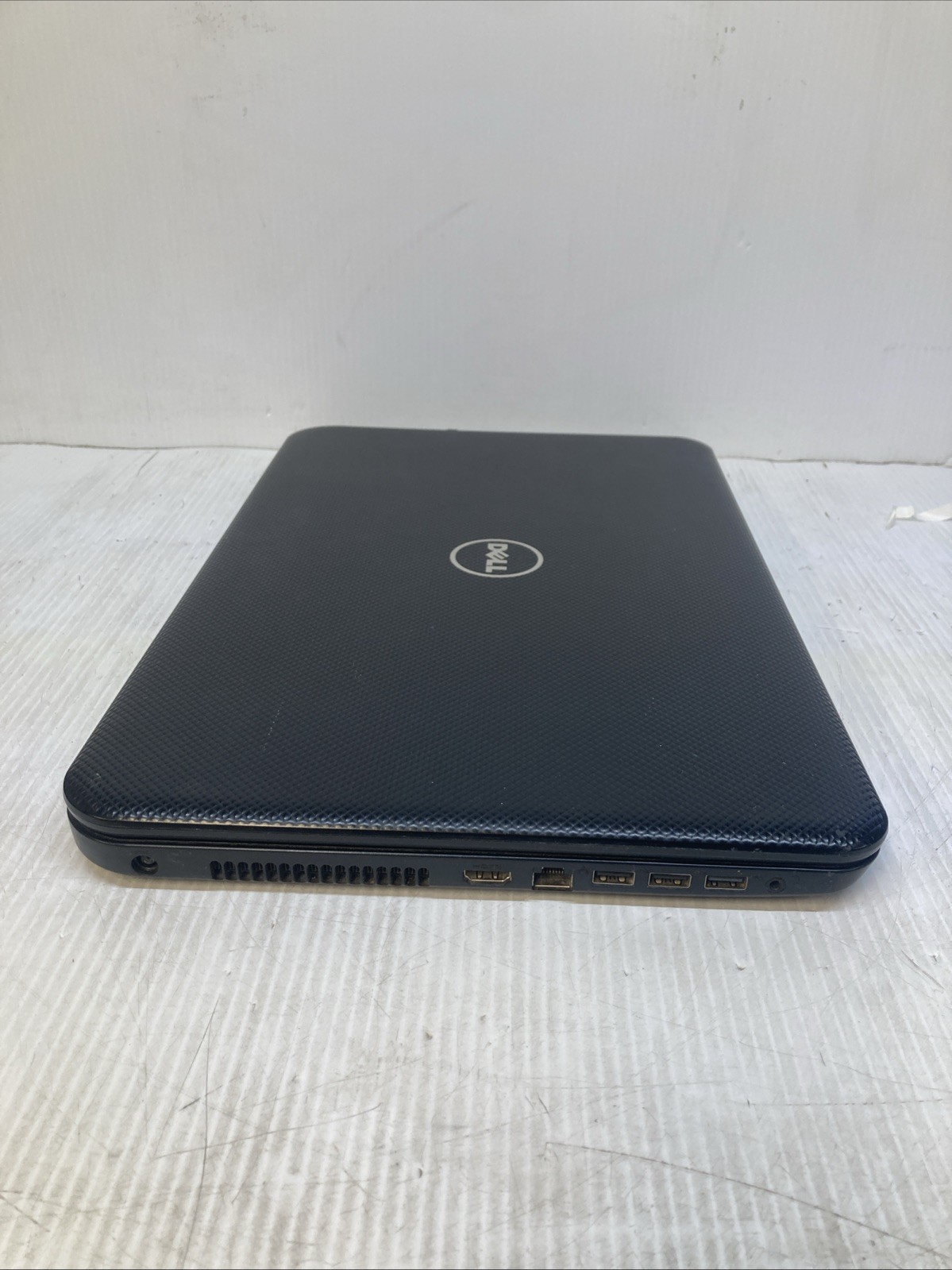 Dell Inspiron 17 3721 Core i3-3217U 1.80GHz no RAM no HDD Boot to BIOS