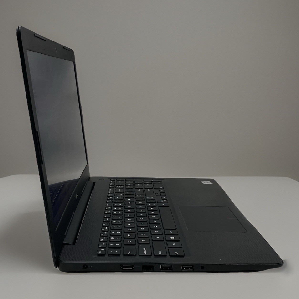 Dell Vostro 3590 15.6″ Core i5-10210U @ 1.60GHz 8GB RAM 256GB SSD Windows 11 Pro