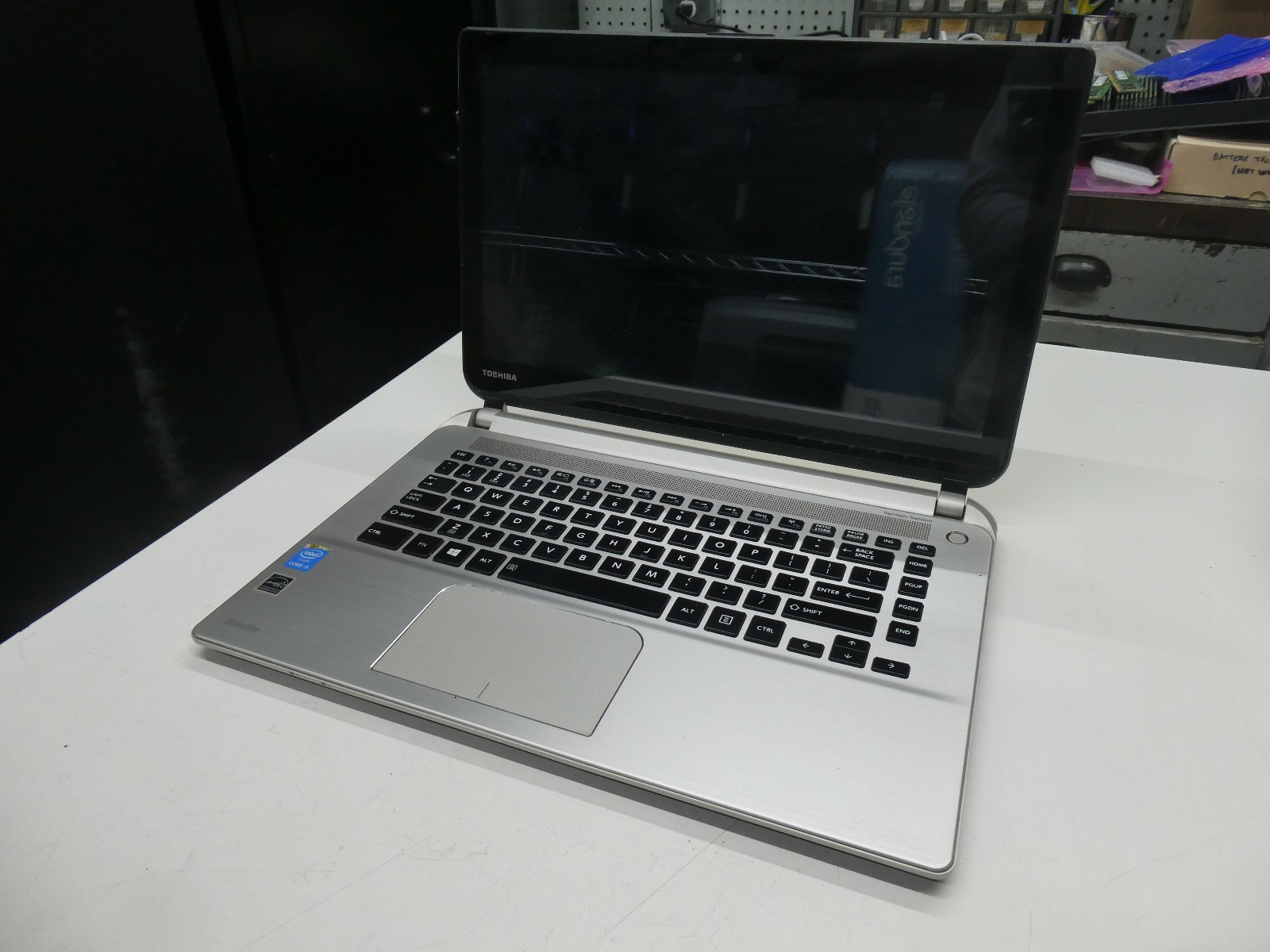 🍀 PARTS Toshiba Satellite E45t-B4106 i5-5200 2.2 NO RAM OR HDD 14” Touchscreen