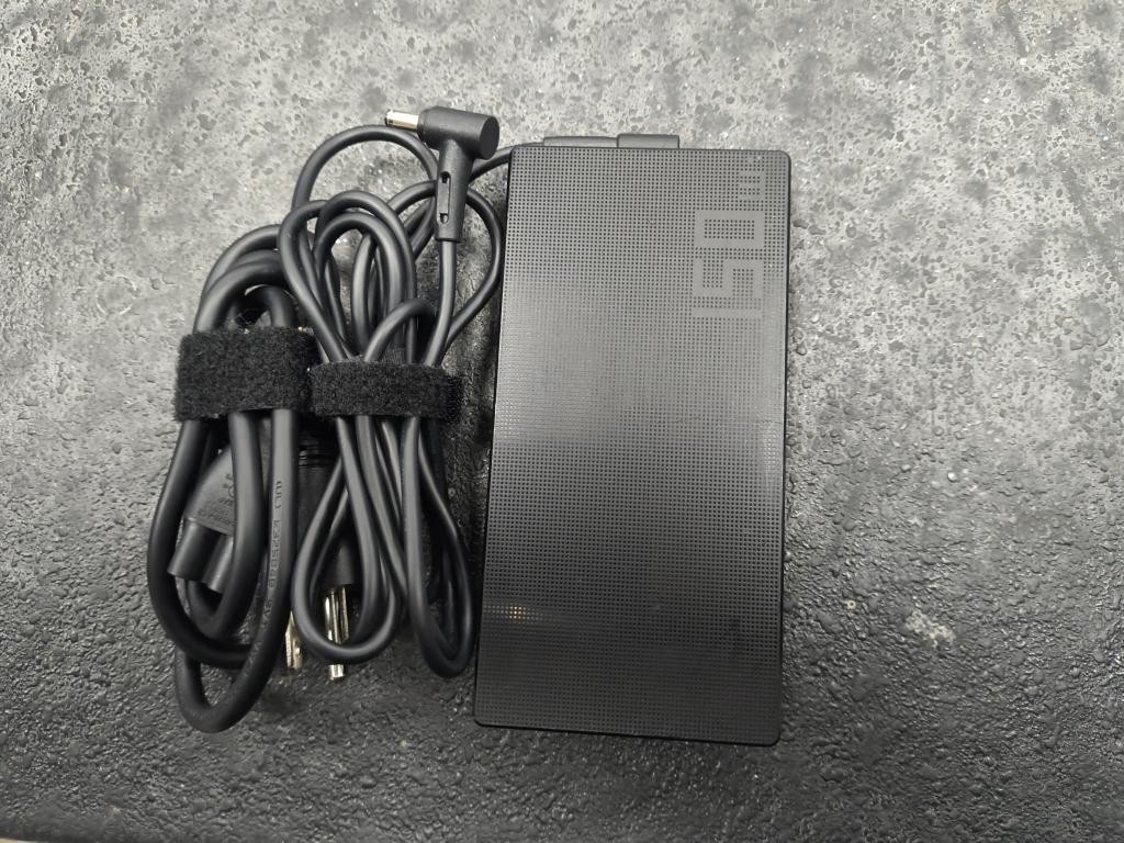 ASUS Q540V,I9,16GBR,WIN11H W/CH (P14022031)