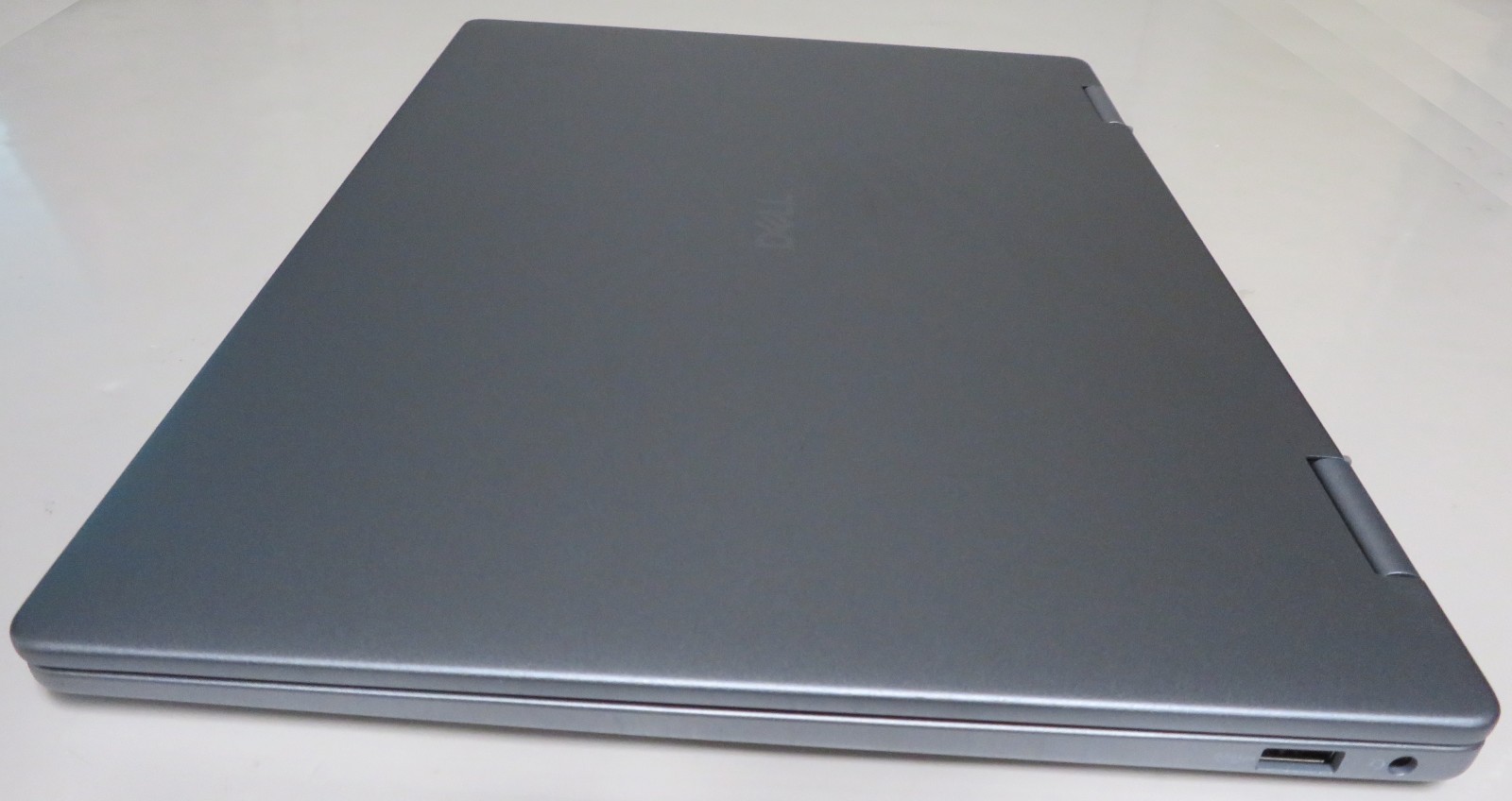 Dell 14 Plus DB04250 2-In-1 14″ Touch Intel Core Ultra 9 288V 32GB 1TB Arc 140V
