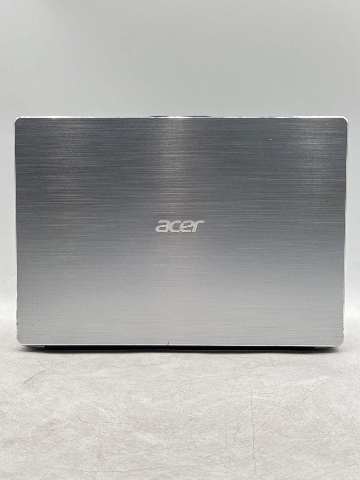 Acer Swift SF314-54 14″ Laptop – Intel Core i3 8th Gen – No Power