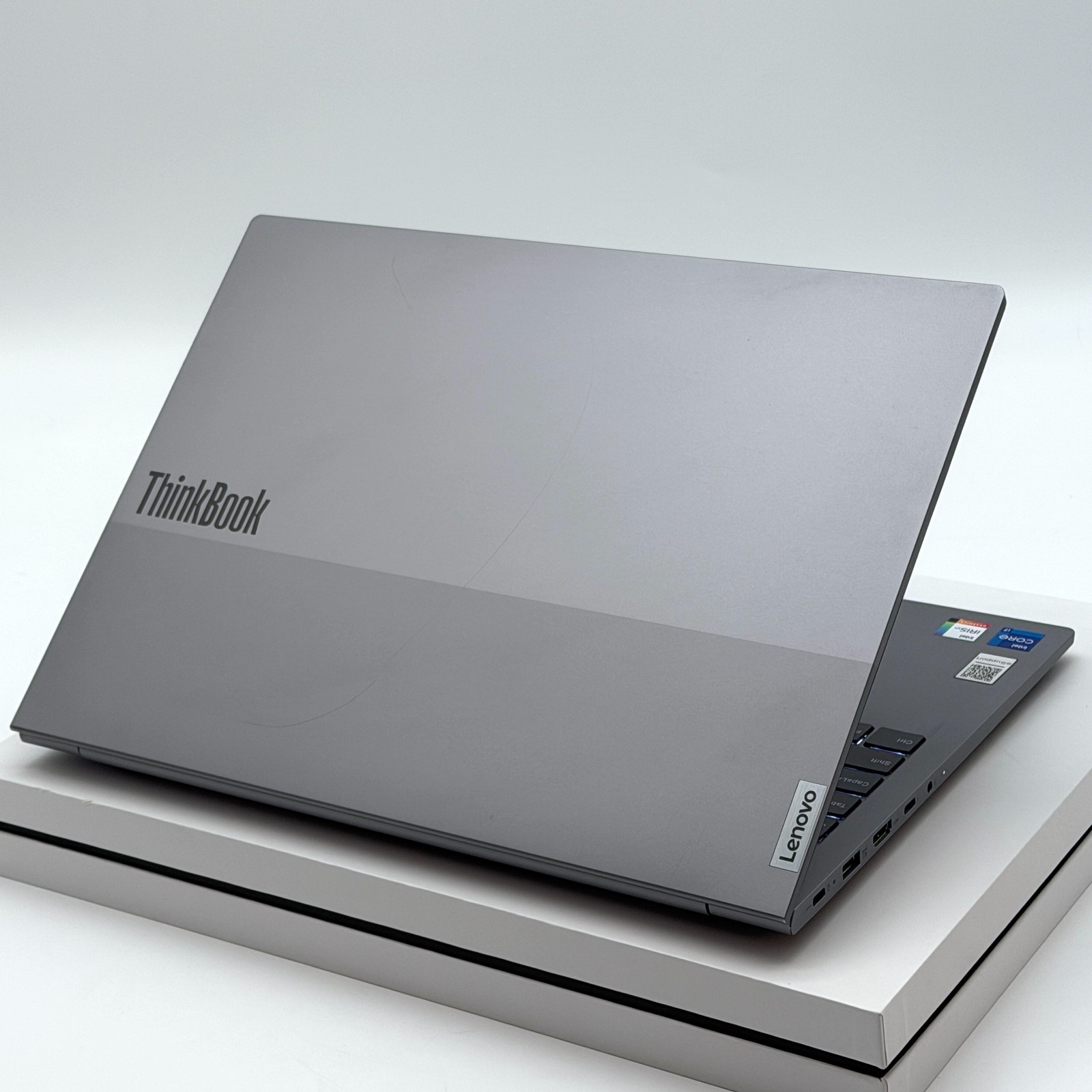 Lenovo Laptop – i7-13700H – 1TB SSD – Lenovo Warranty Till 2027 – 97% Battery!