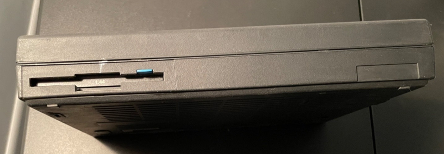 Vintage Rare 1994 IBM ThinkPad 755C Type 9545 awful condition !! READ AND LOOK