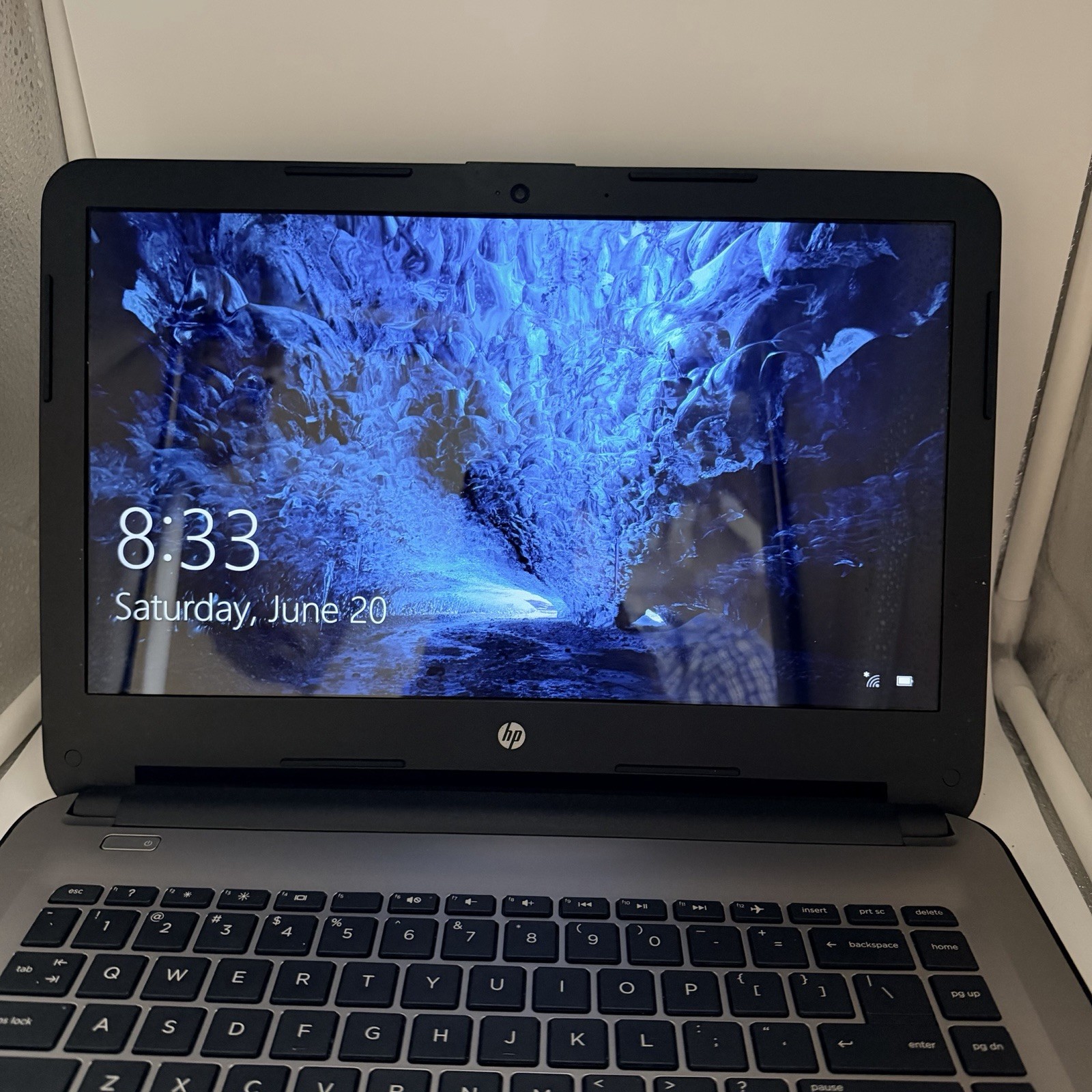 HP 14′ Laptop an013nr Windows 10 Home AMD E2-7110 4 GB 32GB eMMC Tested Working
