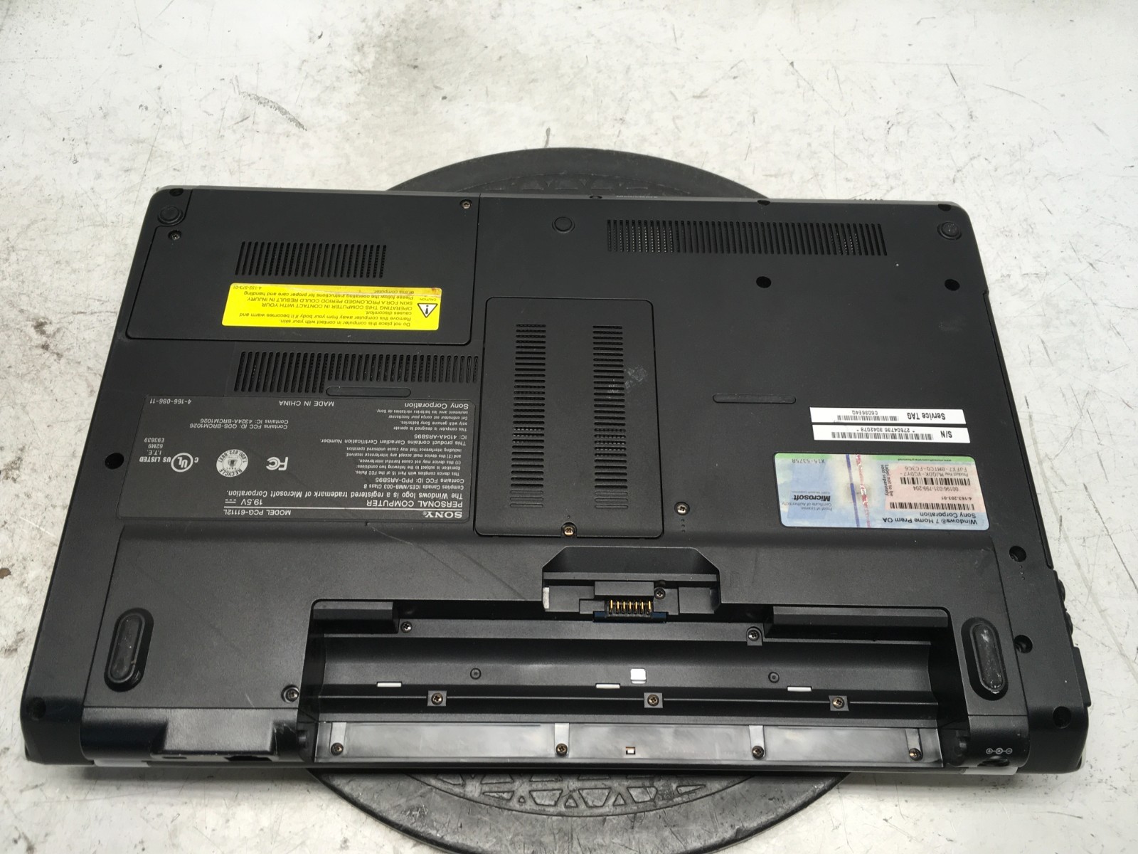Sony Vaio VPCCW17FX Intel Core 2 Duo T6600 2.2GHz 2 GB NO HDD