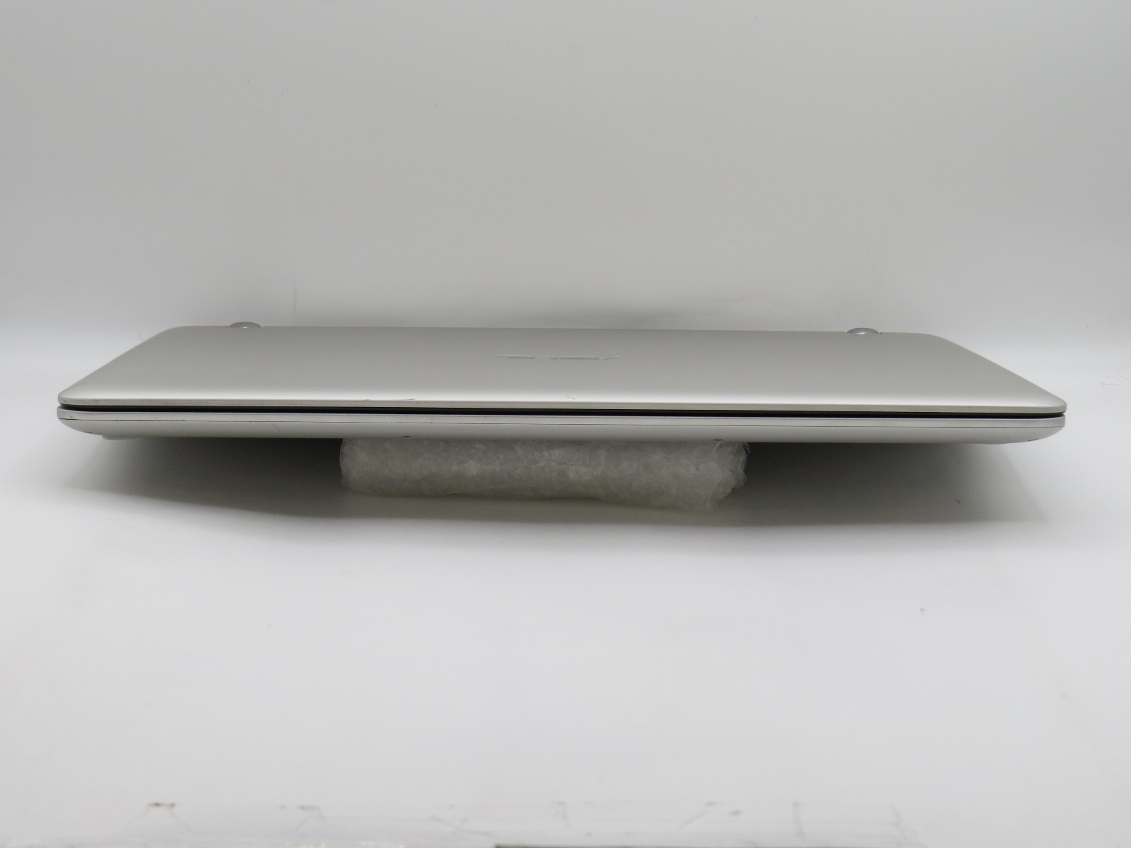 ASUS Q504U i5-6200U @ 2.3GHz 12GB DDR4 128GB SSD 15.6″ display No OS/AC