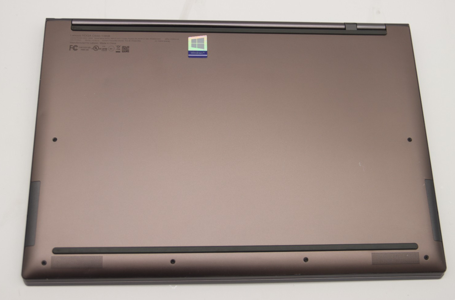 Lenovo Yoga C930-13IKB Laptop 13.9″ Intel Core I7-8550U 12GB RAM 256GB SSD