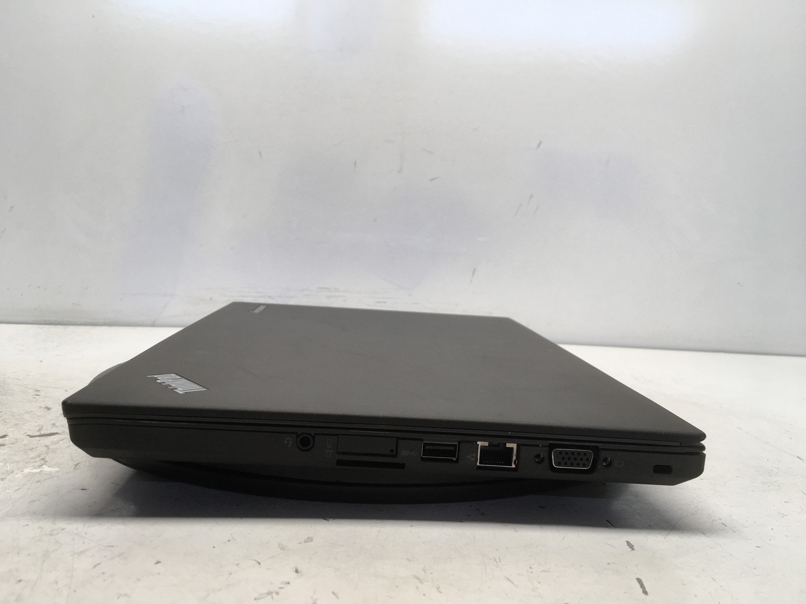 Lenovo ThinkPad T440 Type 20B7-S0KS00 Intel Core i5-4300U 1.9GHz No RAM/HDD/Batt