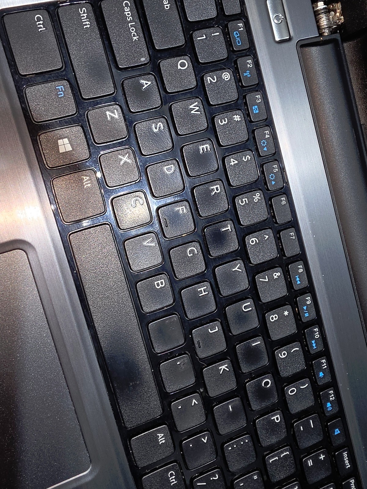 Dell Latitude 3540 i5 Laptop Parts/Repair No RAM HDD Battery Free Ship 💻
