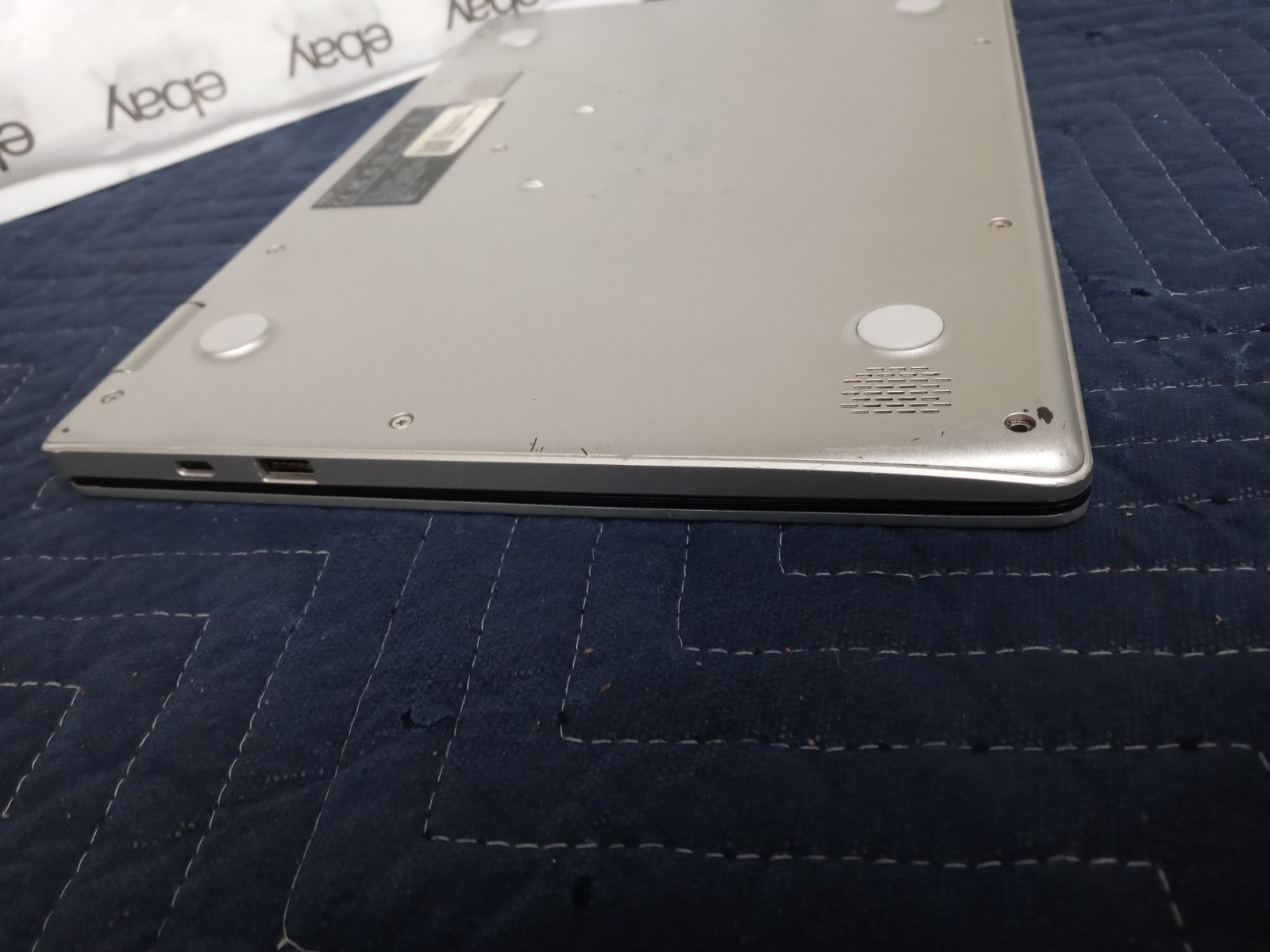 ASUS Chromebook Intel Model 7265D2W-11.6-inch 4GB 32GB HD Non-Touch,Silver C423N