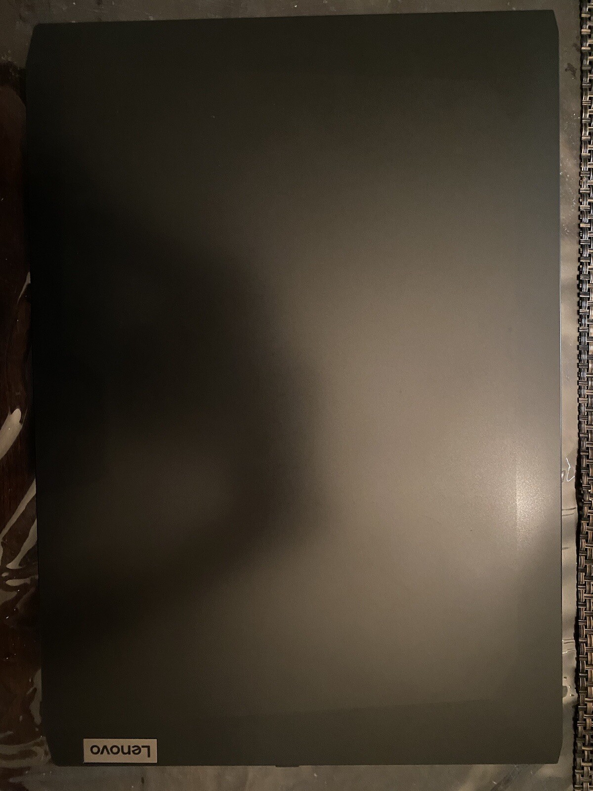 Lenovo IdeaPad Gaming 3 15.6 120Hz AMD Ryzen 5-5600H 16GB RAM 512GB SSD RTX 3060