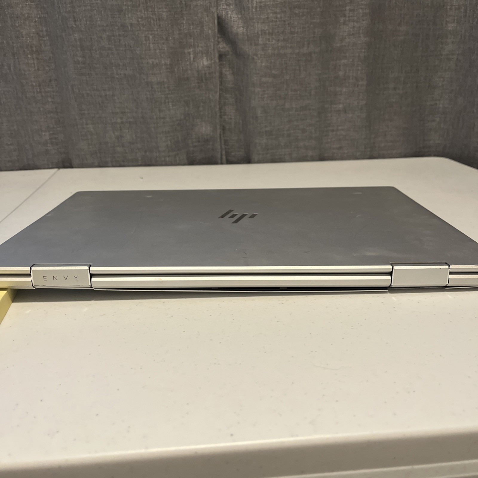 HP Envy x360 15m-dr1xxx 15.6″ Intel Core i7-10510U 8GB RAM No Drive No OS
