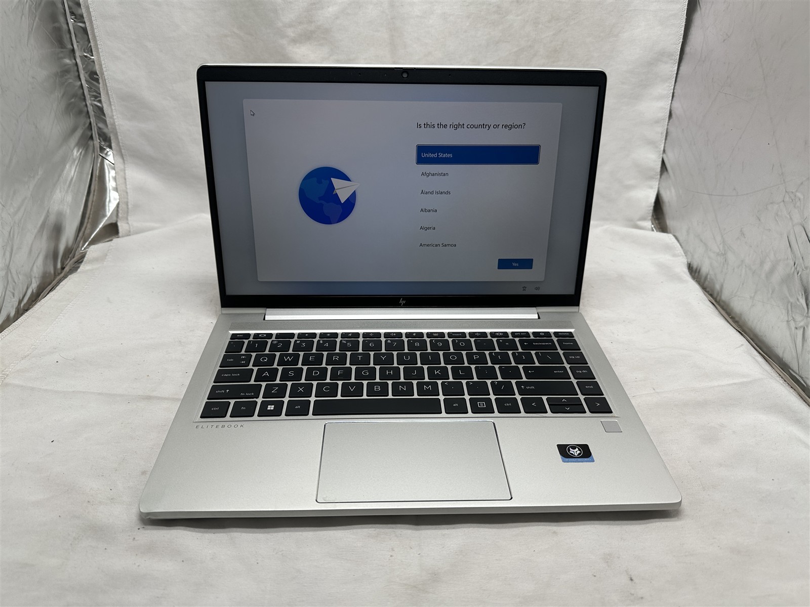 HP EliteBook 645 G9 Laptop AMD R7 Pro 5875U 16GB RAM 256GB NVMe Win 11 *READ*
