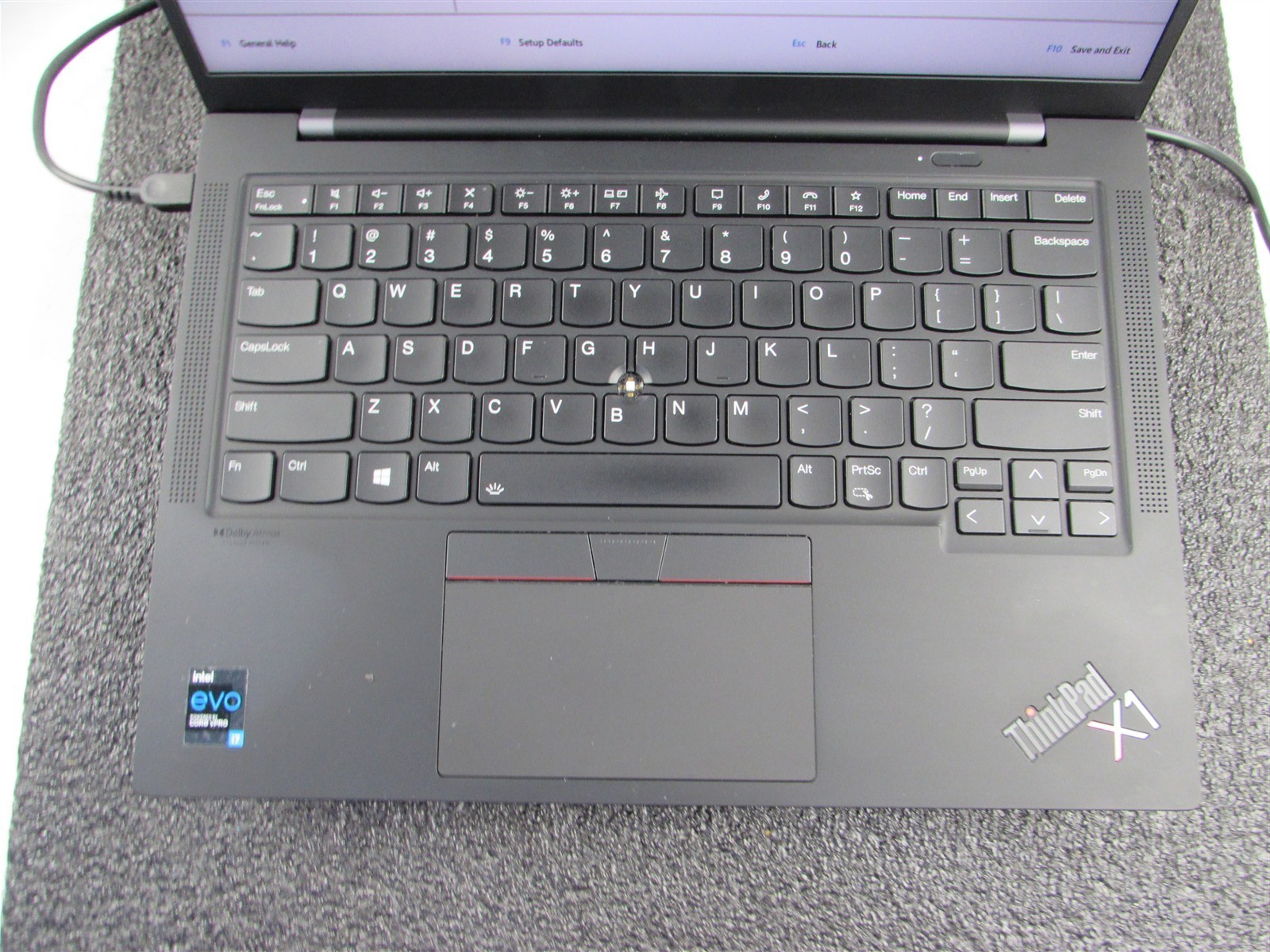 LENOVO THINKPAD X1 CARBON (9TH GEN) CORE I7-1185G7 NO SSD 16GB RAM NO O.S