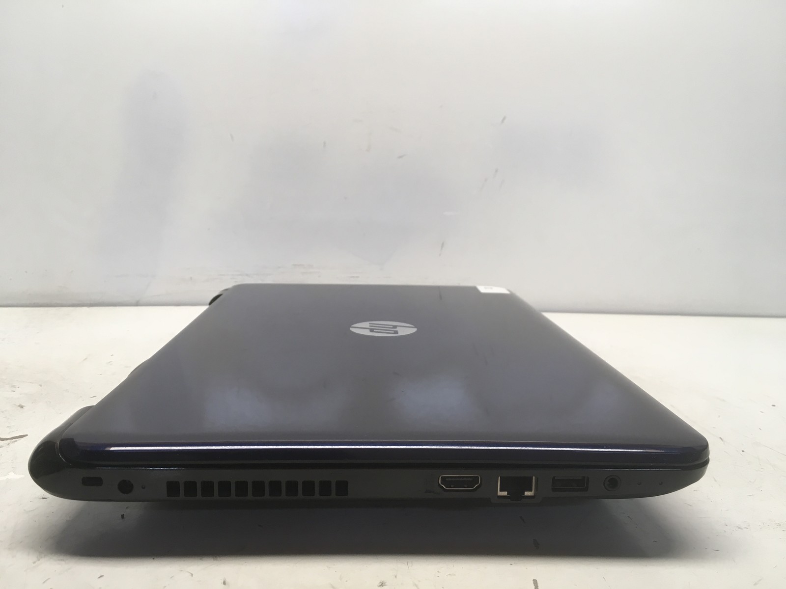 HP 15-G041CY AMD E1-2100 1000MHz 4 GB NO HDD No Batt