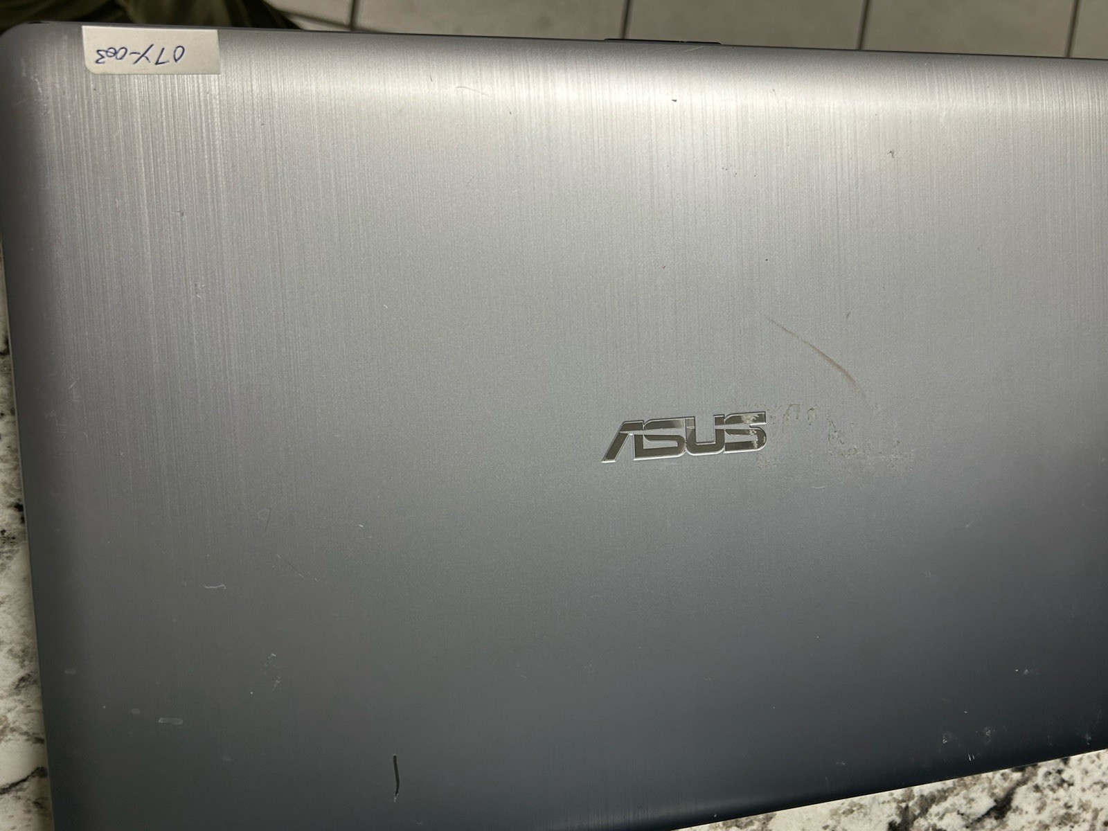 ASUS X540S Intel Pentium Laptop-Parts Repair Only! Case /Charger Included