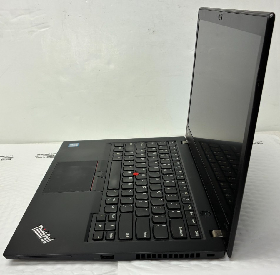 Lenovo ThinkPad T480s i5-8350u 8GB 256GB – Good shape with OEM Adapter