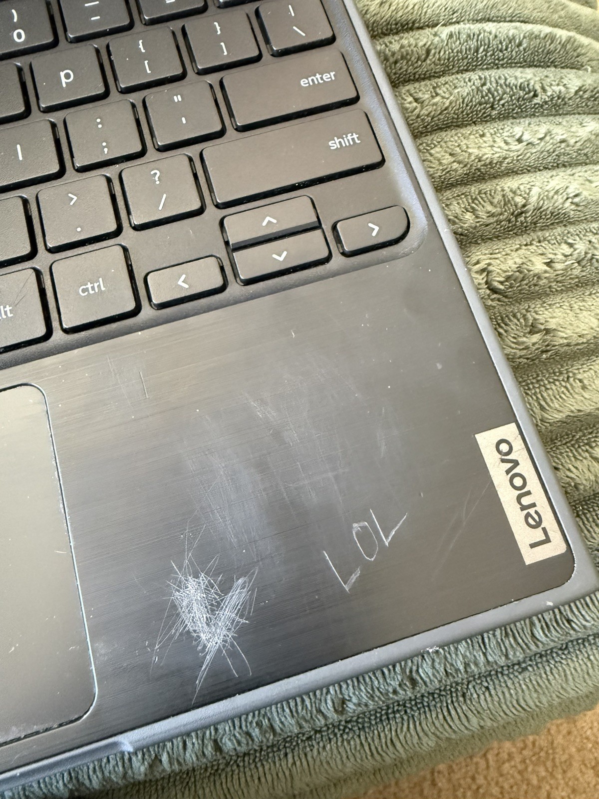 Lenovo 100e Chromebook 2nd Gen – 11.6″ HD – 4GB RAM – 32GB eMMC – 81QB0000US