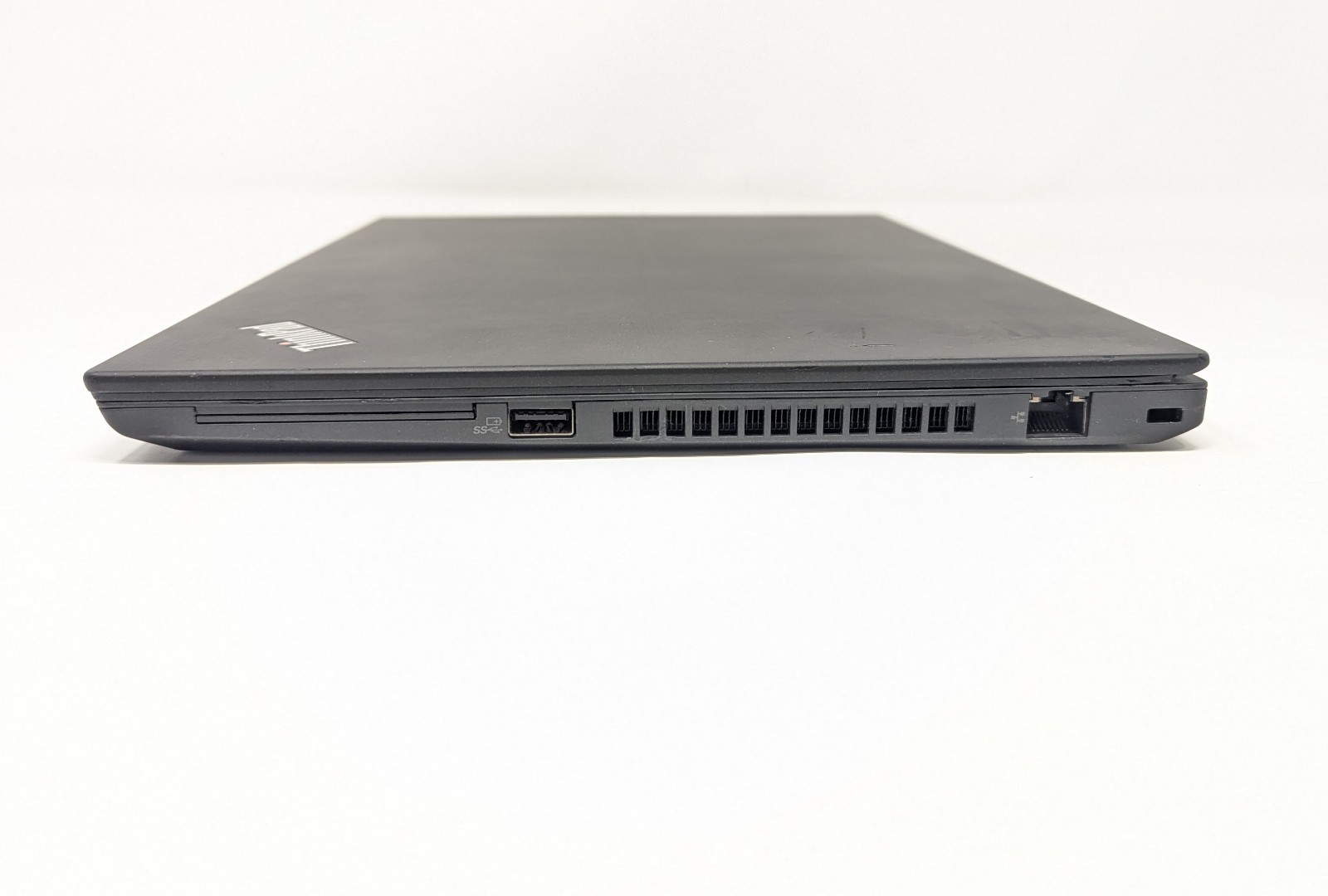 Lenovo ThinkPad T14 Gen 2a – AMD Ryzen 5 Pro 5650U 2.3 GHz 8GB RAM No OS/AC/SSD