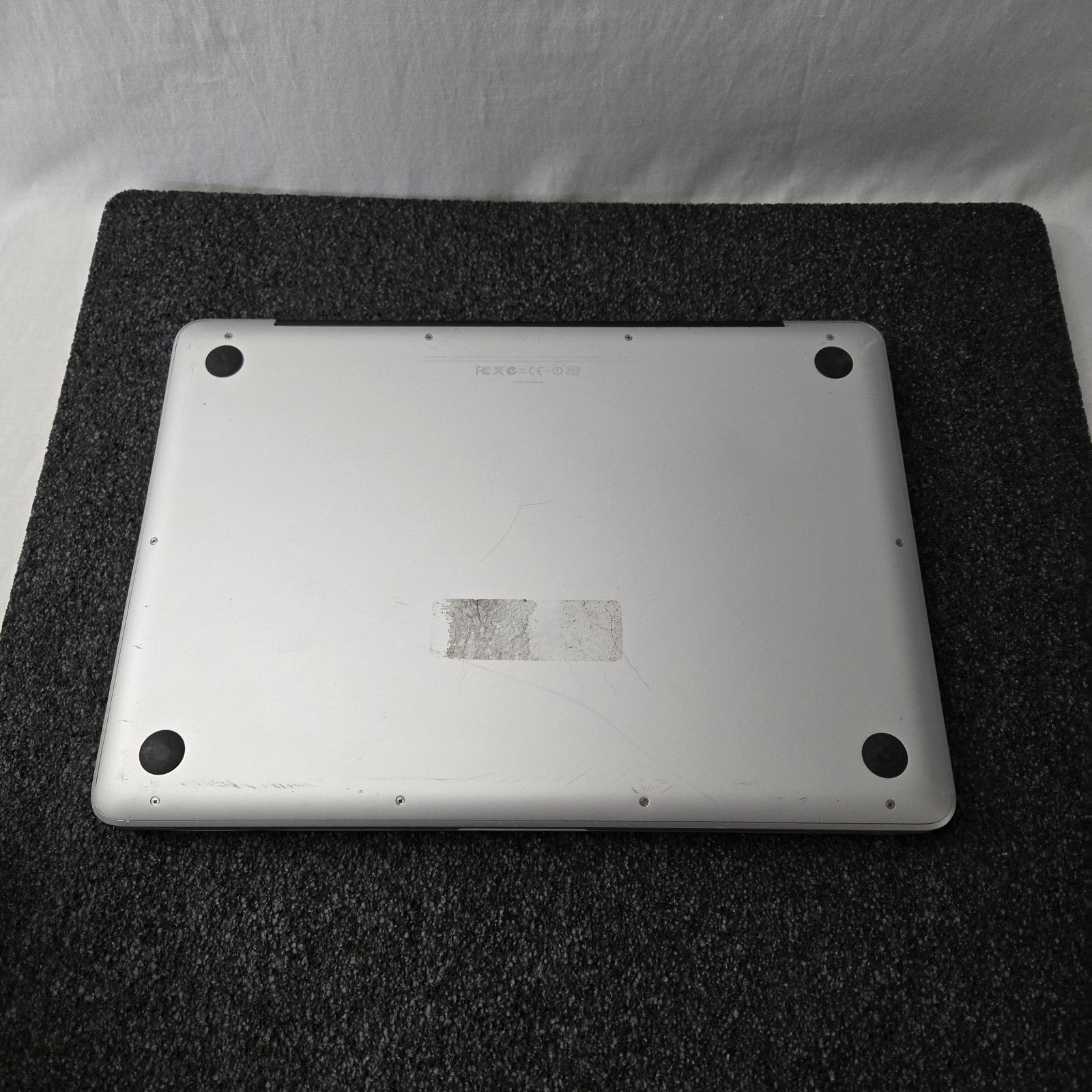Lot of (8) Apple MacBook Pro A1278 intel i5 2.3 & 2.5 – Mixed Ram & HDD – PARTS