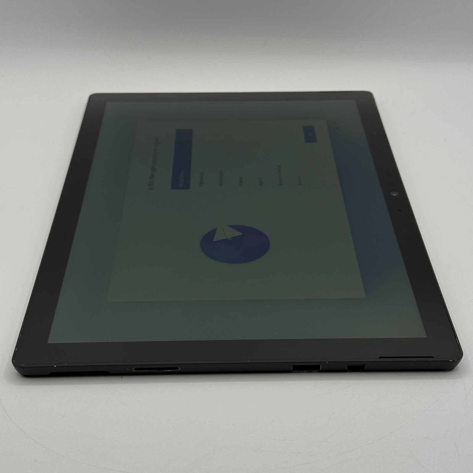 Microsoft Surface Pro 6 1796 i5-8350U 8GB RAM 256GB SSD 12.3″ Win11 Pro Tablet