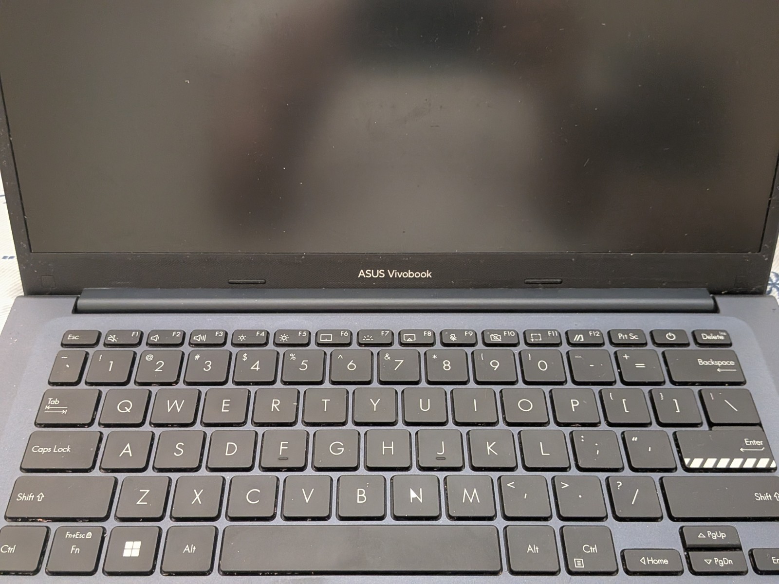 ASUS VivoBook 14 Laptop – Ryzen 5 4600H 16GB RAM 500GB SSD + Charger (see desc)