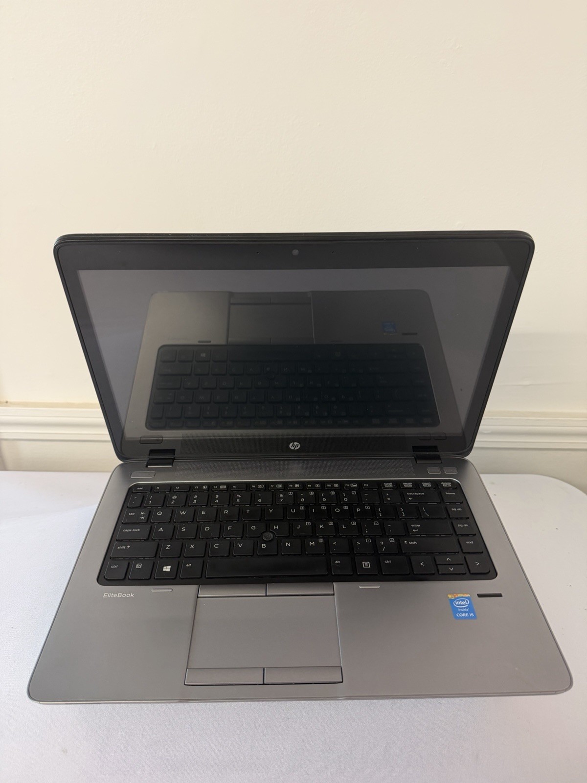 HP Elitebook 840 G1 Laptop – Good Screen – Intel i5-4300U – RAM 8 GB – Read Des