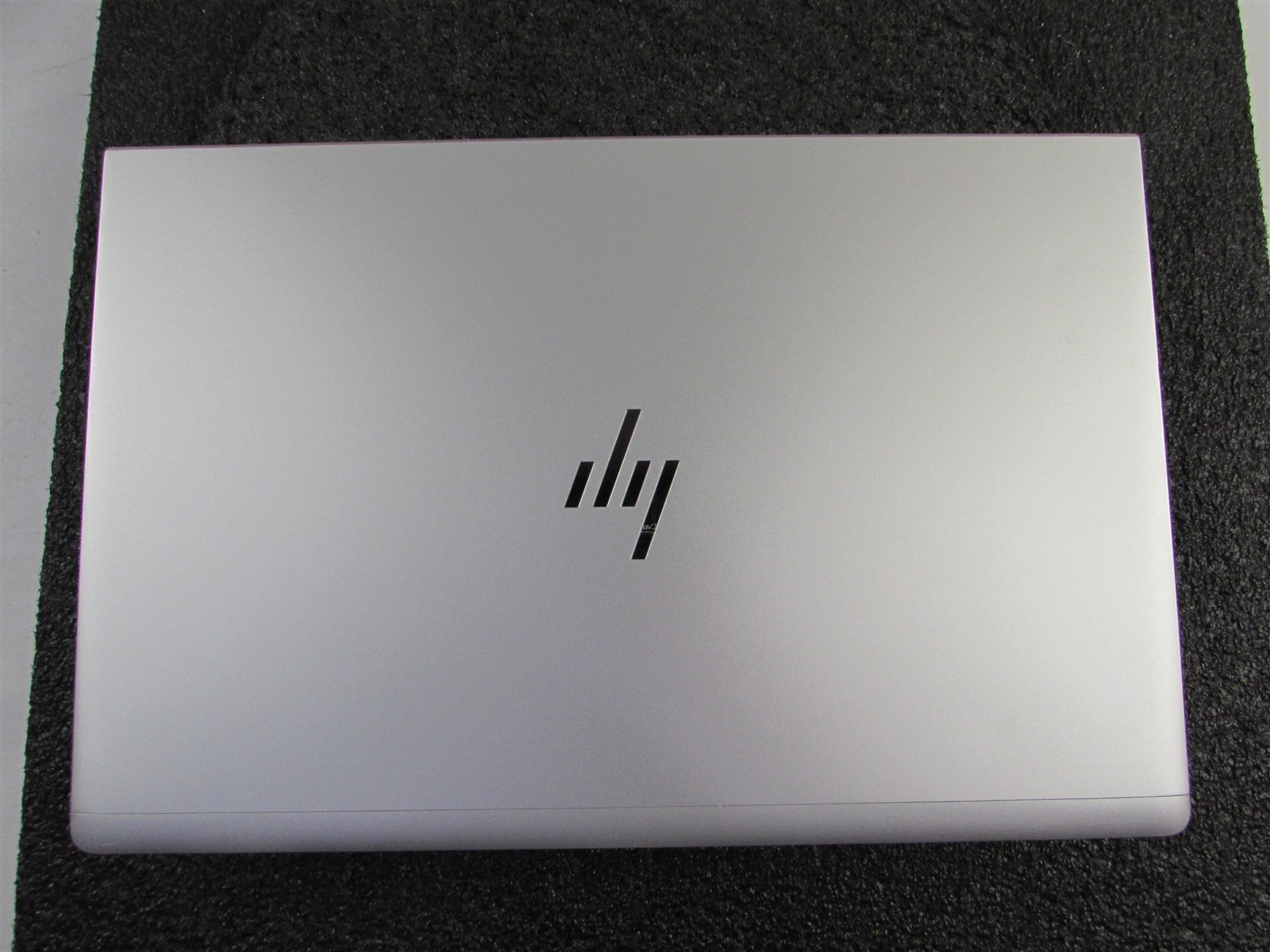 HP ELITEBOOK 640 (G9) 1920X1080 FHD TOUCHSCREEN I7-1270P NO SSD 16GB RAM NO O.S