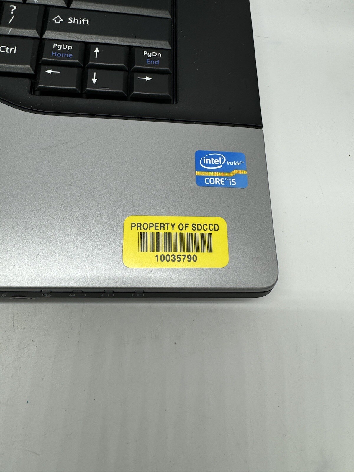 Fujitsu Lifebook E752 4GB W/ Bluetooth, DVD Writer, Tested, No Operating System