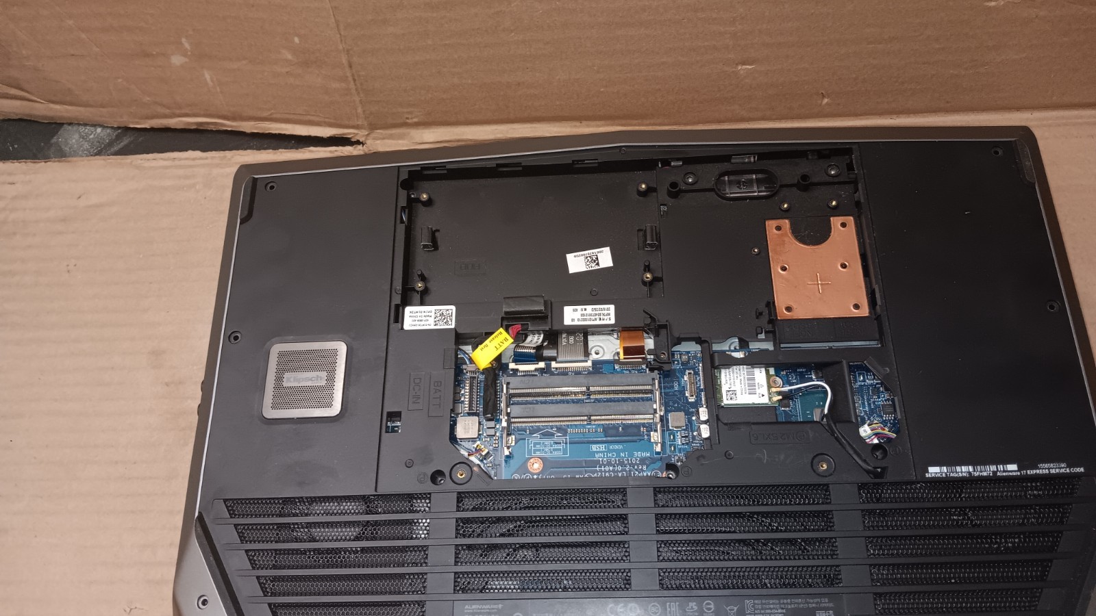 Dell Alienware 17 R3 Gaming Laptop Core i7 Motherboard 17.3″ LCD Screen Parts