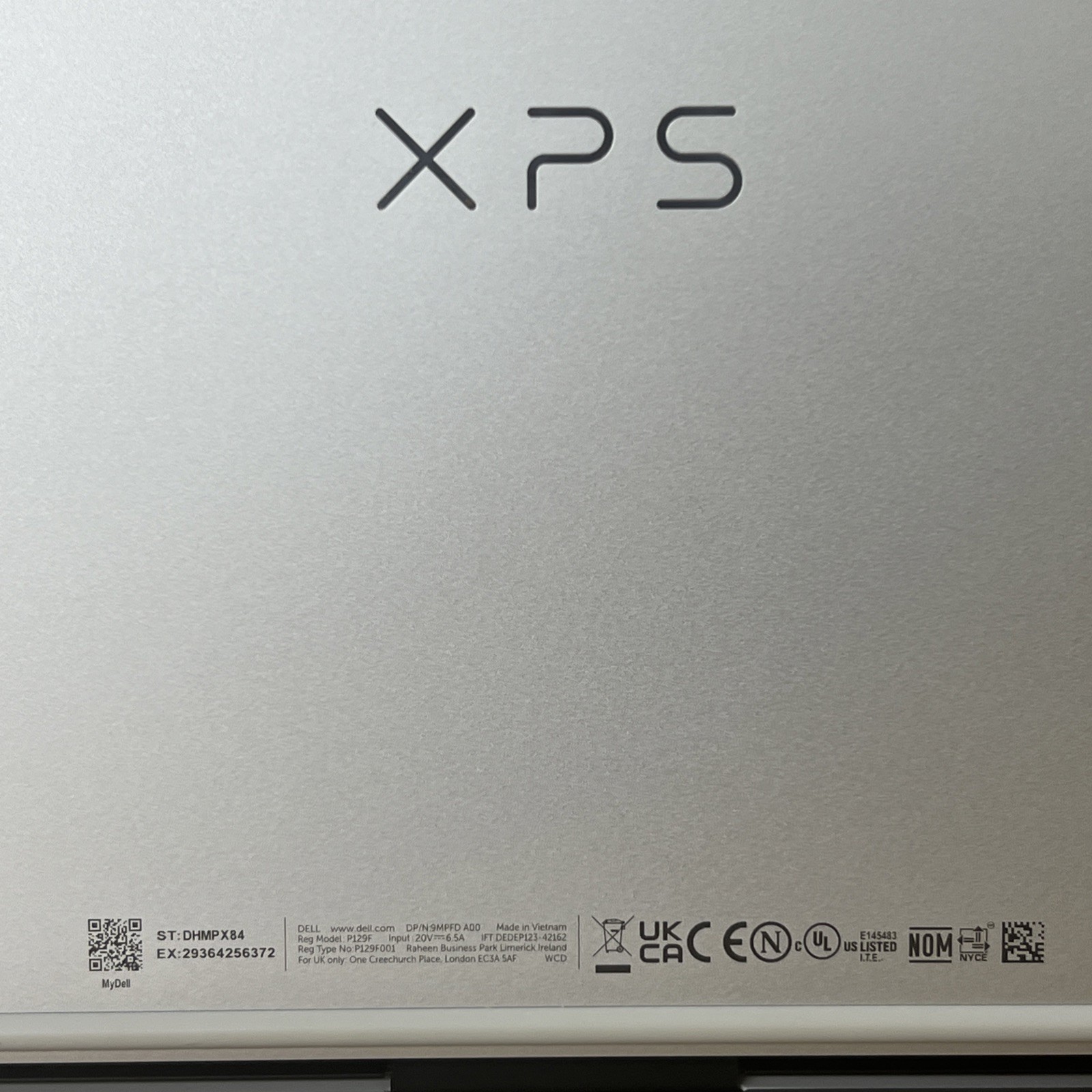 Dell XPS 16 9640 Ultra 9 185H 64GB Ram 2TB GeForce RTX 4060 – Good *Bright Spots