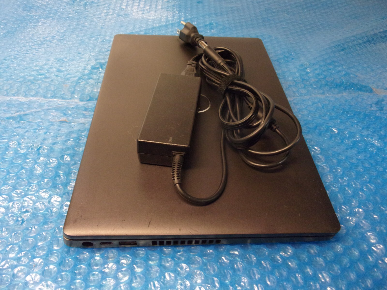 Dell Latitude 5400 14″ 1.6GHz i5-8365U 16GB 256GB SSD Win 11 Pro Ready