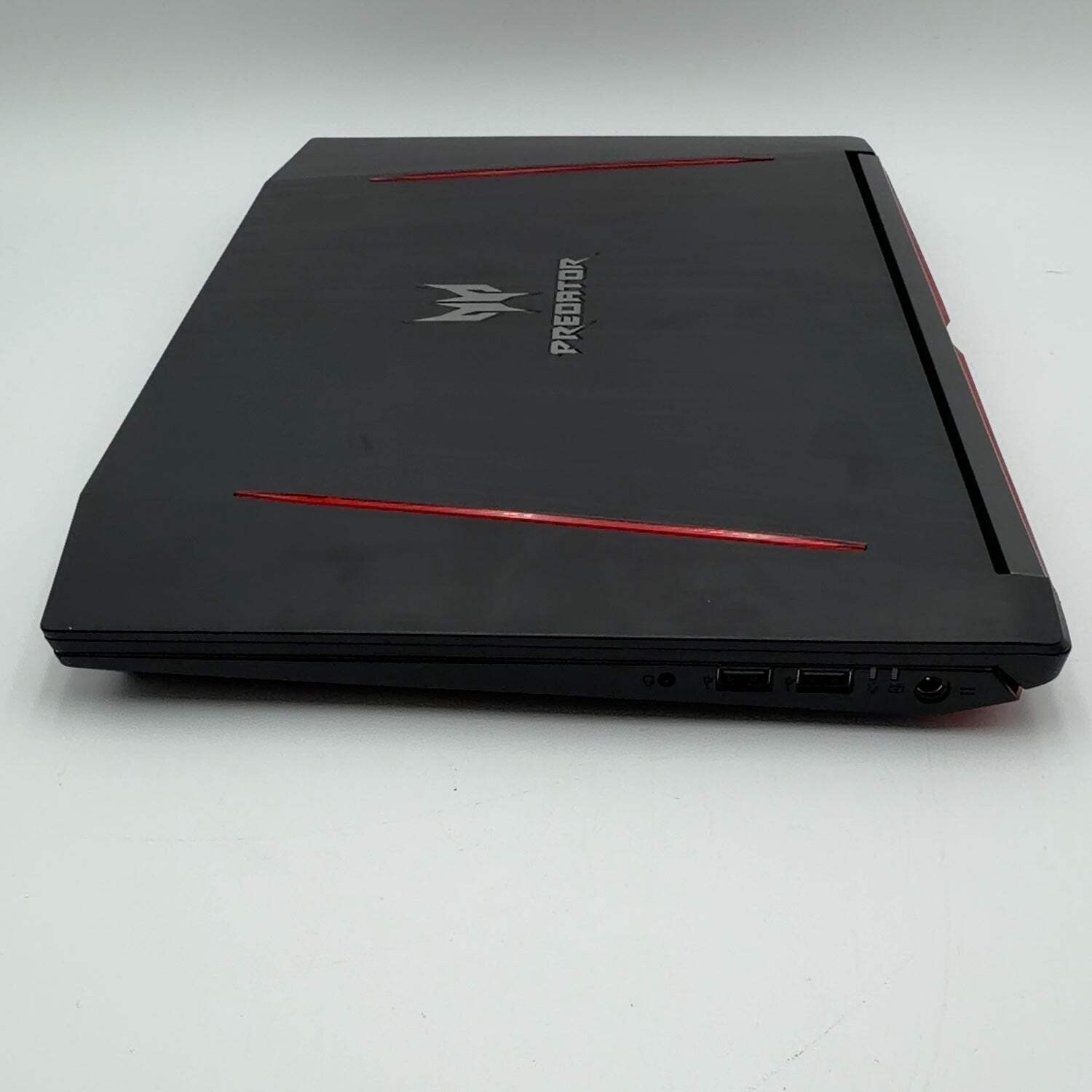 Acer Predator Helios 300 14″ i7-8750H 16GB RAM 256GB SSD 1TB HDD GTX 1060