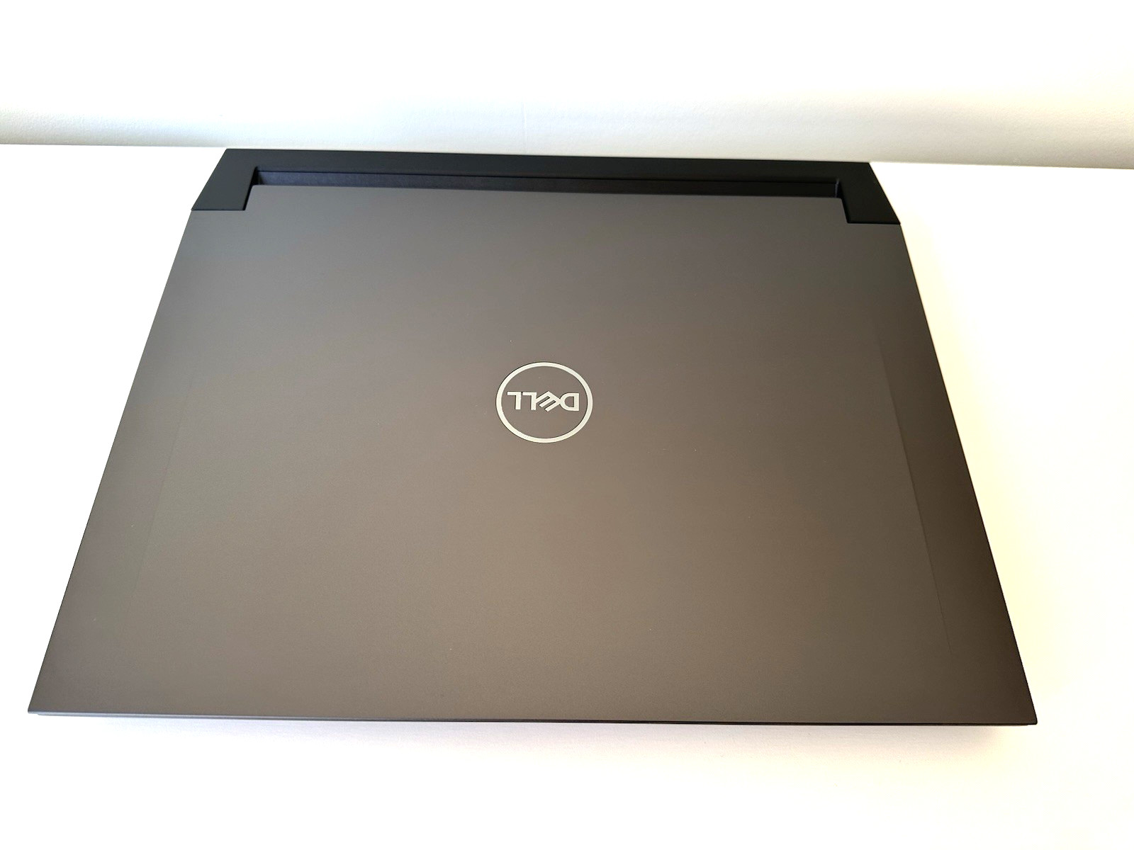 Dell G16 7630 16″ NEAR-MINT QHD+ 240Hz i7-13650HX RTX 4060 32GB 1TB SSD