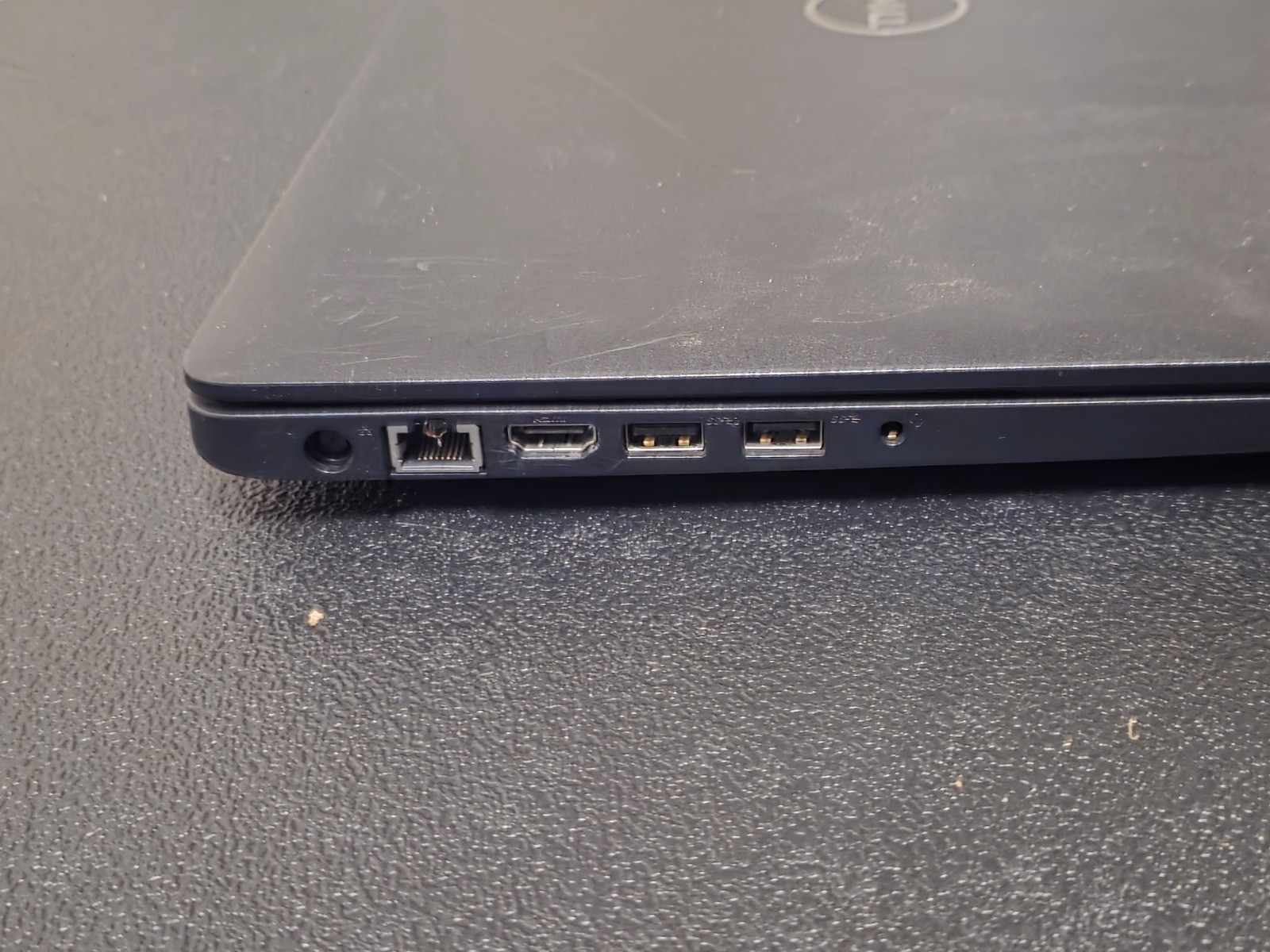 15″ Dell Latitude 3580 – i5-7200U, 8GB, 512GB SSD | Windows 11 Pro!!