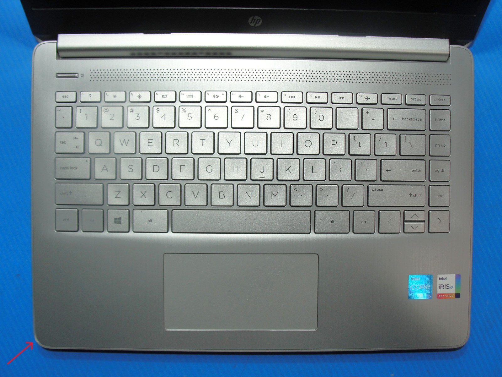 HP 14-DQ2035CL 14”FHD Intel i5-1135G7 2.4GHz 12GB RAM 256GB +Charger