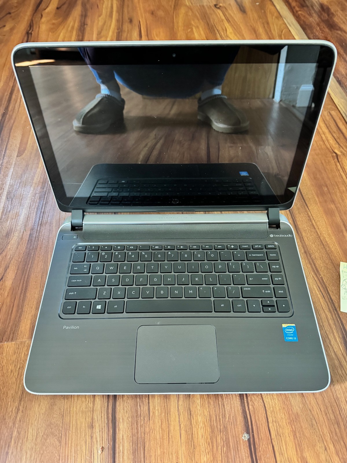 HP Pavilion 14-v062US 14” Laptop i3-4030U 1.9GHz 8GB RAM 250GB SSD Win10 Silver