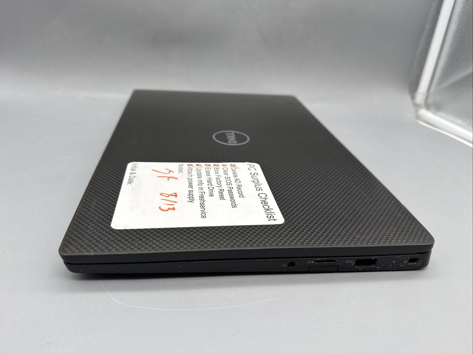 Dell Latitude 7400 14″ Core i7-8665U 1.9GHz 16GB RAM 256GB HD,NO OS