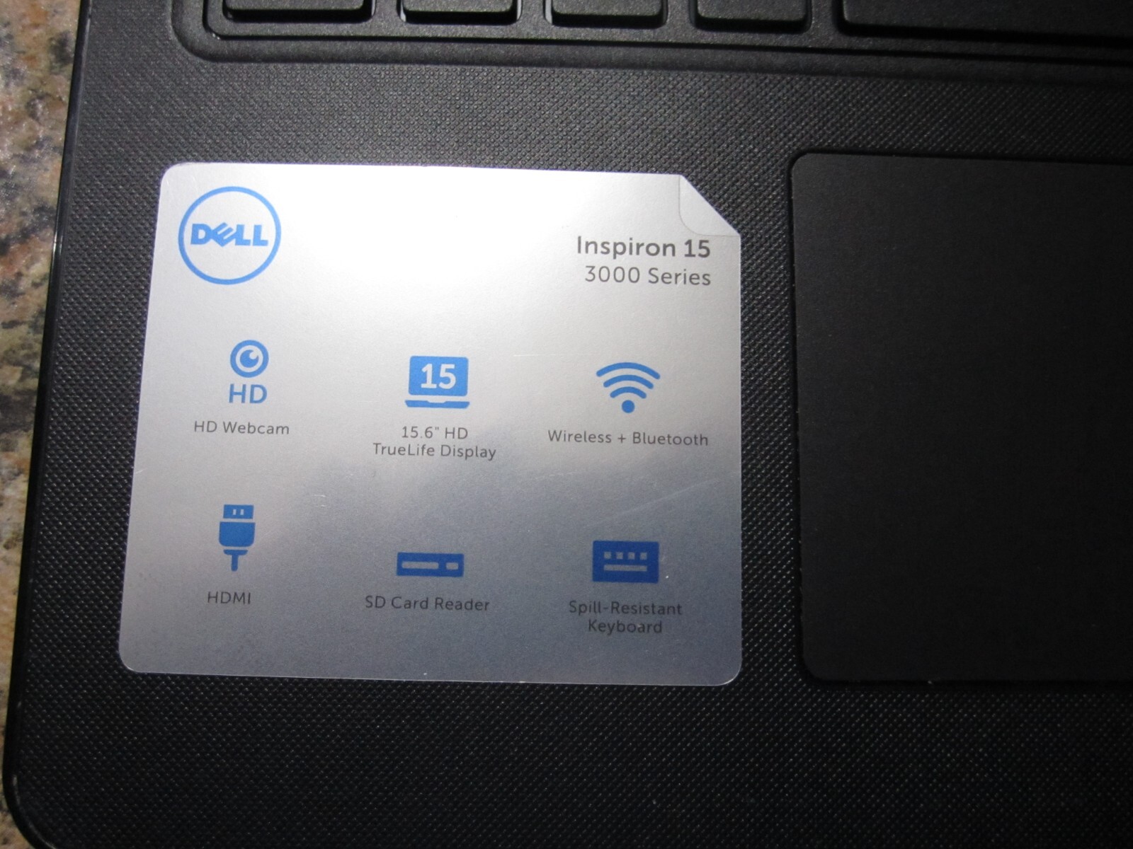 Dell Inspiron 15- 3567- 15.6″ Screen / 2.4GHz i3 /500GB SSD / 6GB / Win 10