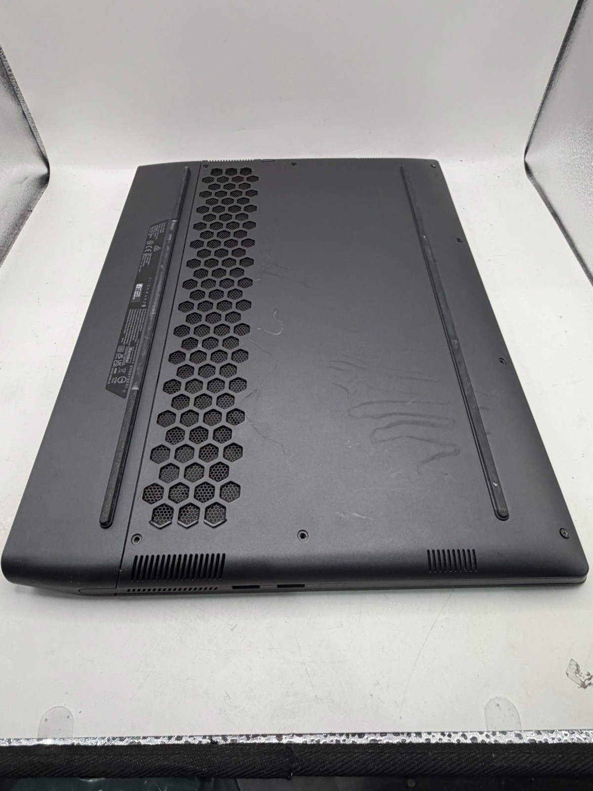 Alienware M17 R5 Gaming Laptop AMD Ryzen 9 17” Laptop Computer No SSD Or Ram