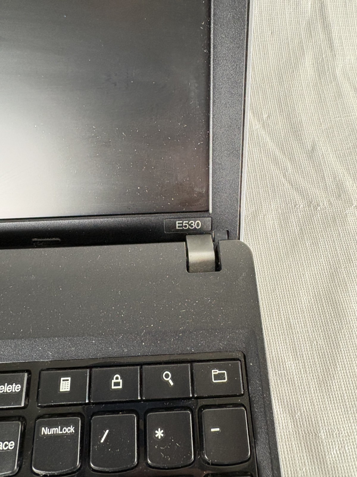 LOT OF 7 LENOVO THINKPAD E530 Laptop w/ Core i3 2.20 GHZ No HD/Battery Untested
