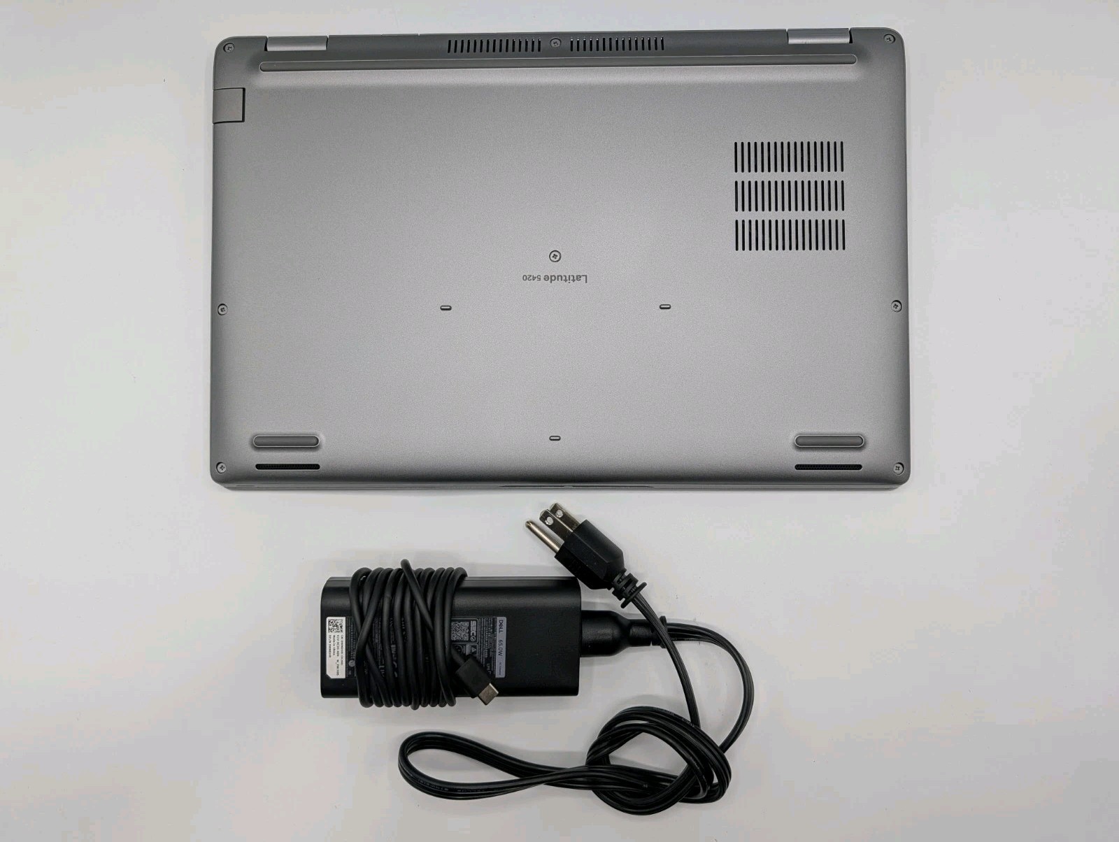 Dell Latitude 5420 14″ 2.6GHz i5-1145G7 – 256GB SSD 16GB Ram- Backlit – Grade B+