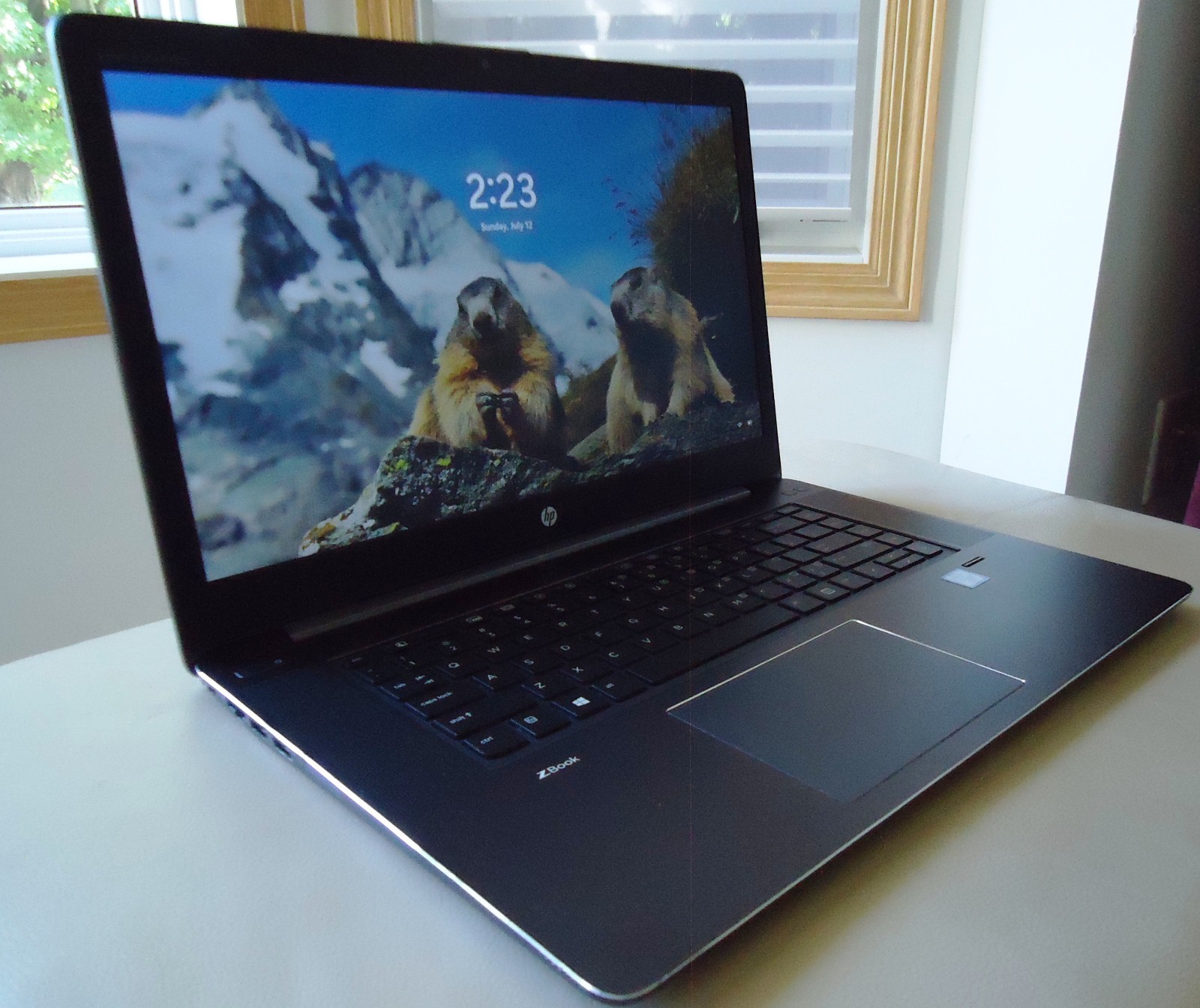 HP ZBook Studio G3 15″ i7-6820HQ 2.70GHz 8GB 128GB Windows 11 NVIDIA Quadro