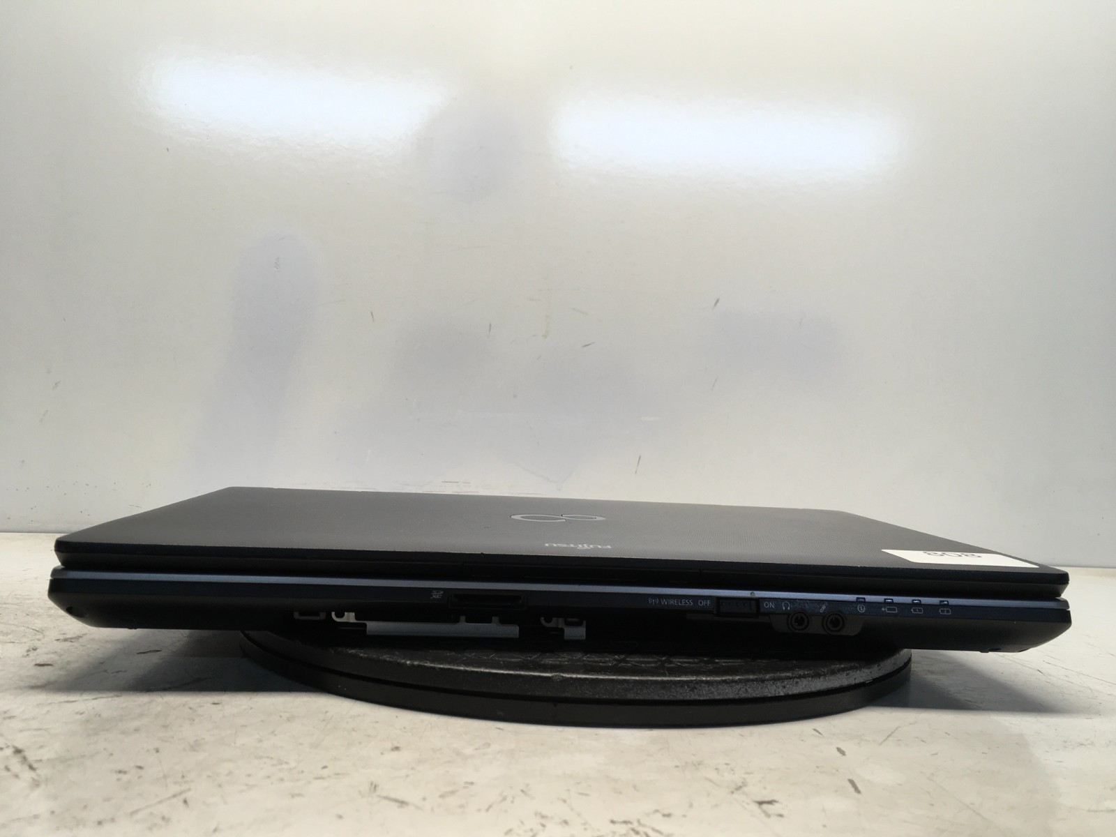 Fujitsu LifeBook E752 Intel i5-3340M 2.7GHz 4 GB NO HDD